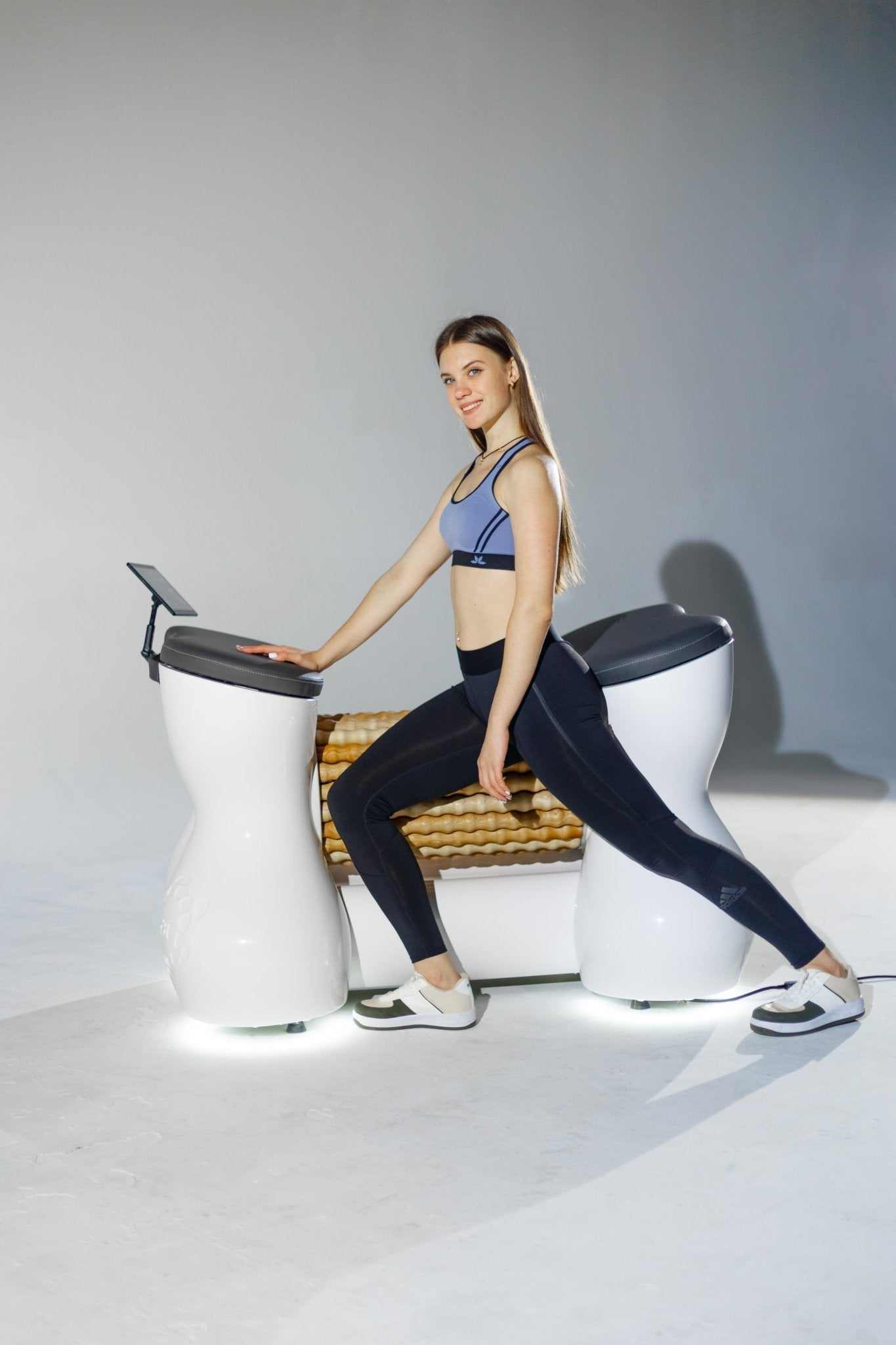 Vacuactivus RollStar – Lymphatic Drainage Massage Roller with Infrared & Chromotherapy - Energize Trek