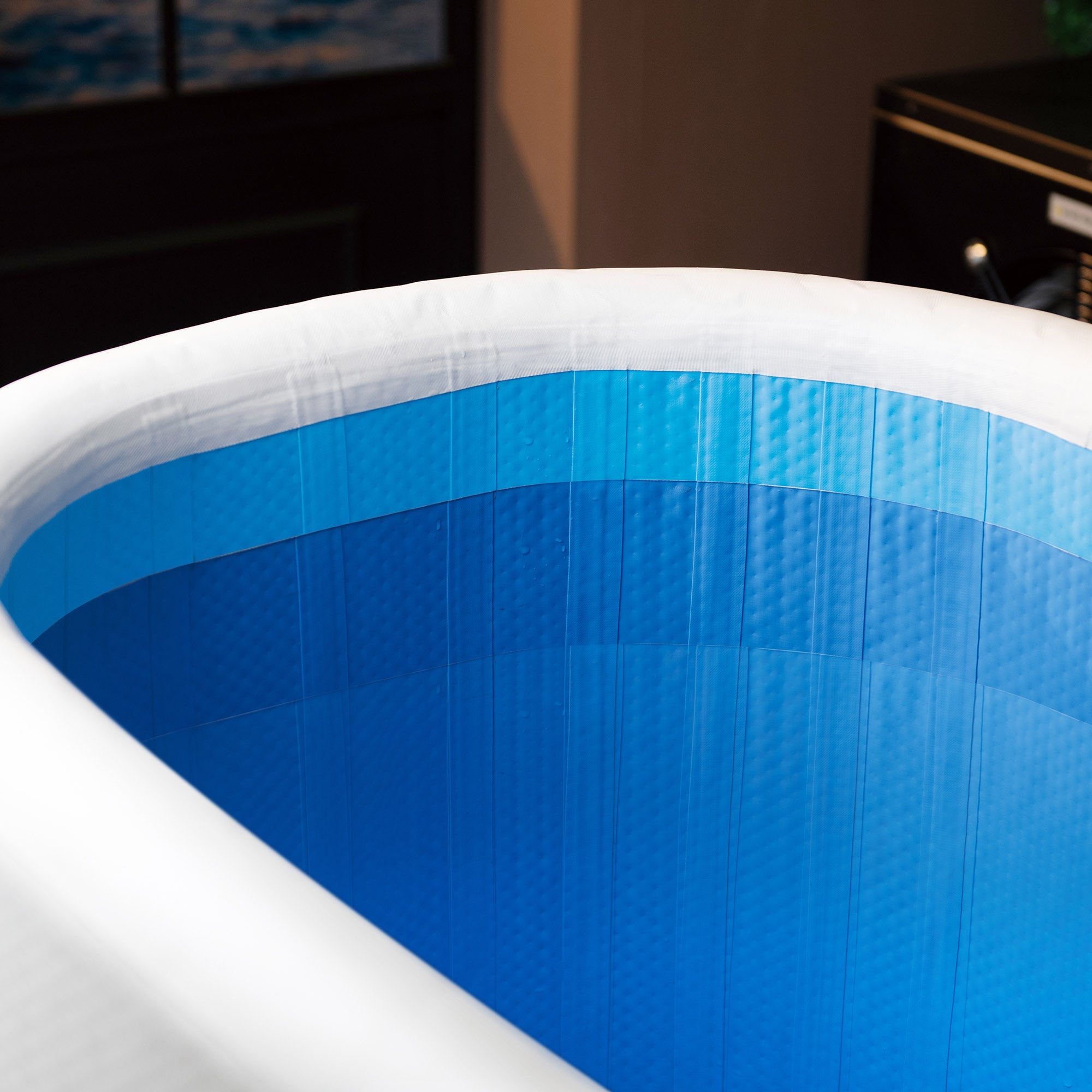 WOODBRIDGE Inflatable Cold Plunge Tub with 1 HP Cooling and Heating Chiller,Filter circulation system, PVC Insulated Lid, Hand Pump and Repair Kit Included, Anti-Slid Bottom - Energize Trek
