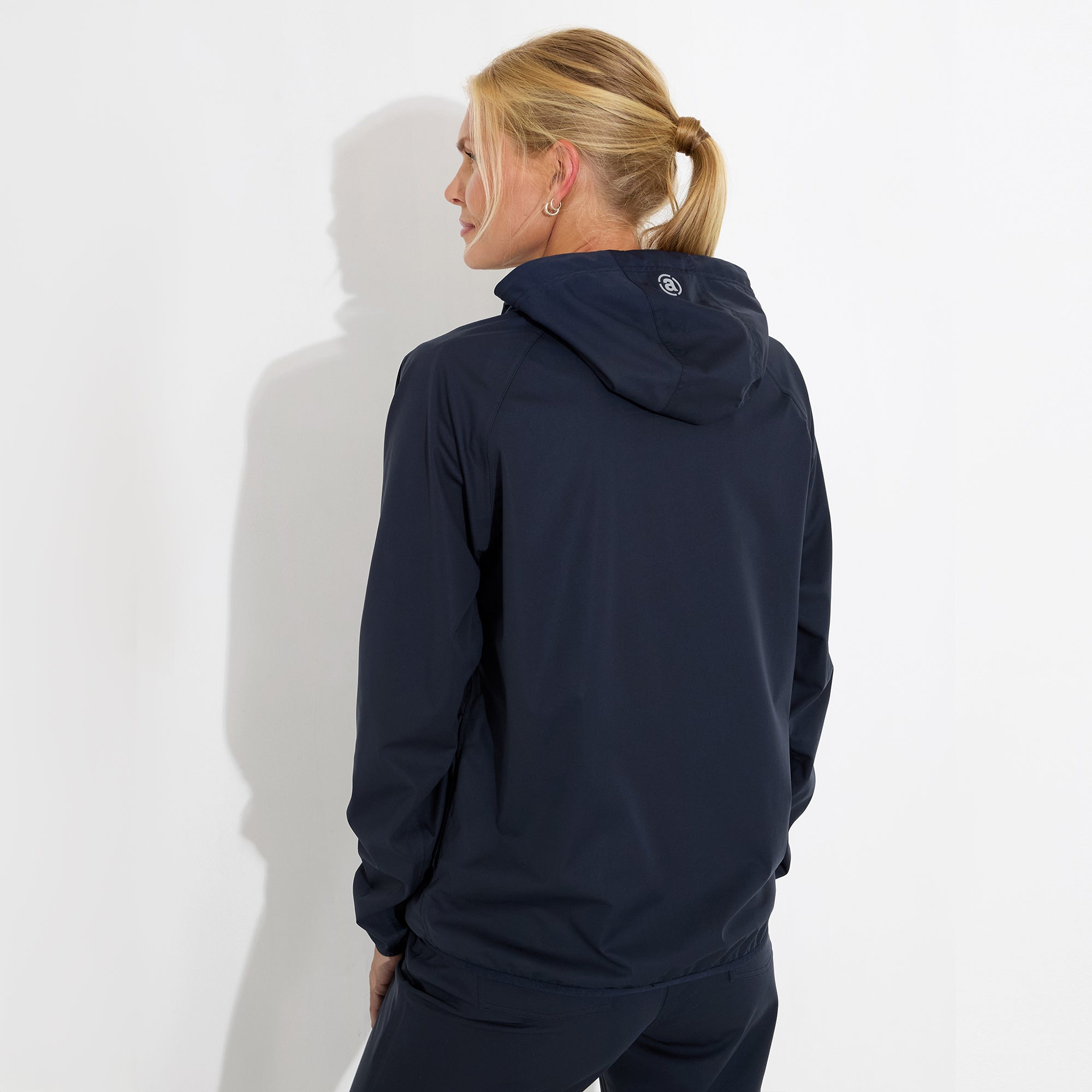 Women Bounce Waterproof Hoodie - Energize Trek
