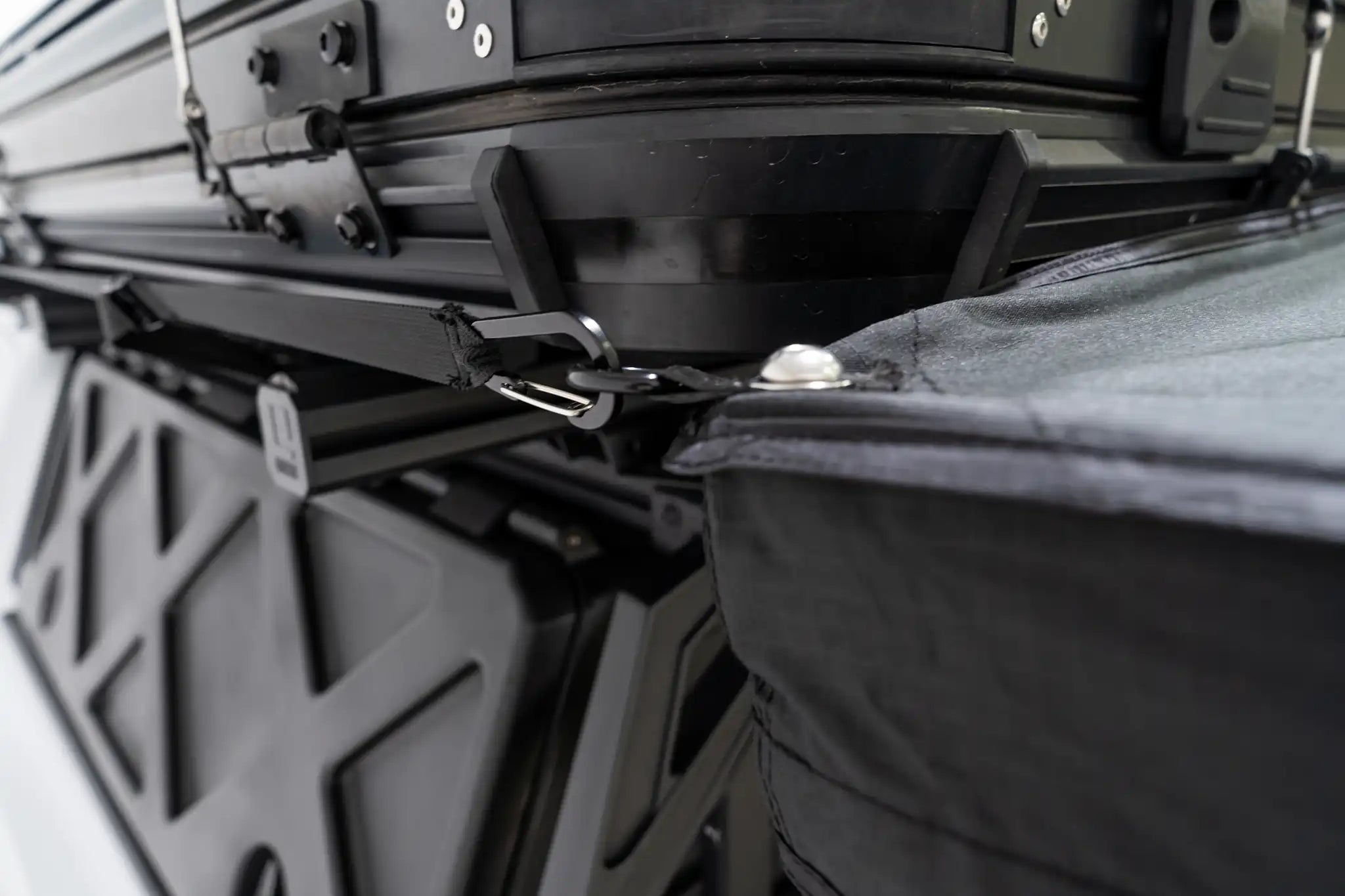 270 Awning V2 - Energize Trek