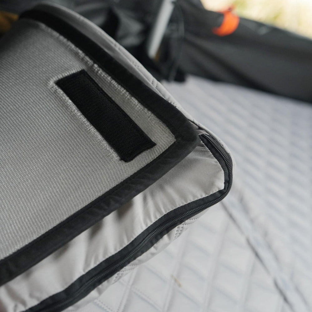 Naturnest Sirius 2 Premium 2XL 3-Person Clamshell Roof Top Tent (SAK91382) - Energize Trek