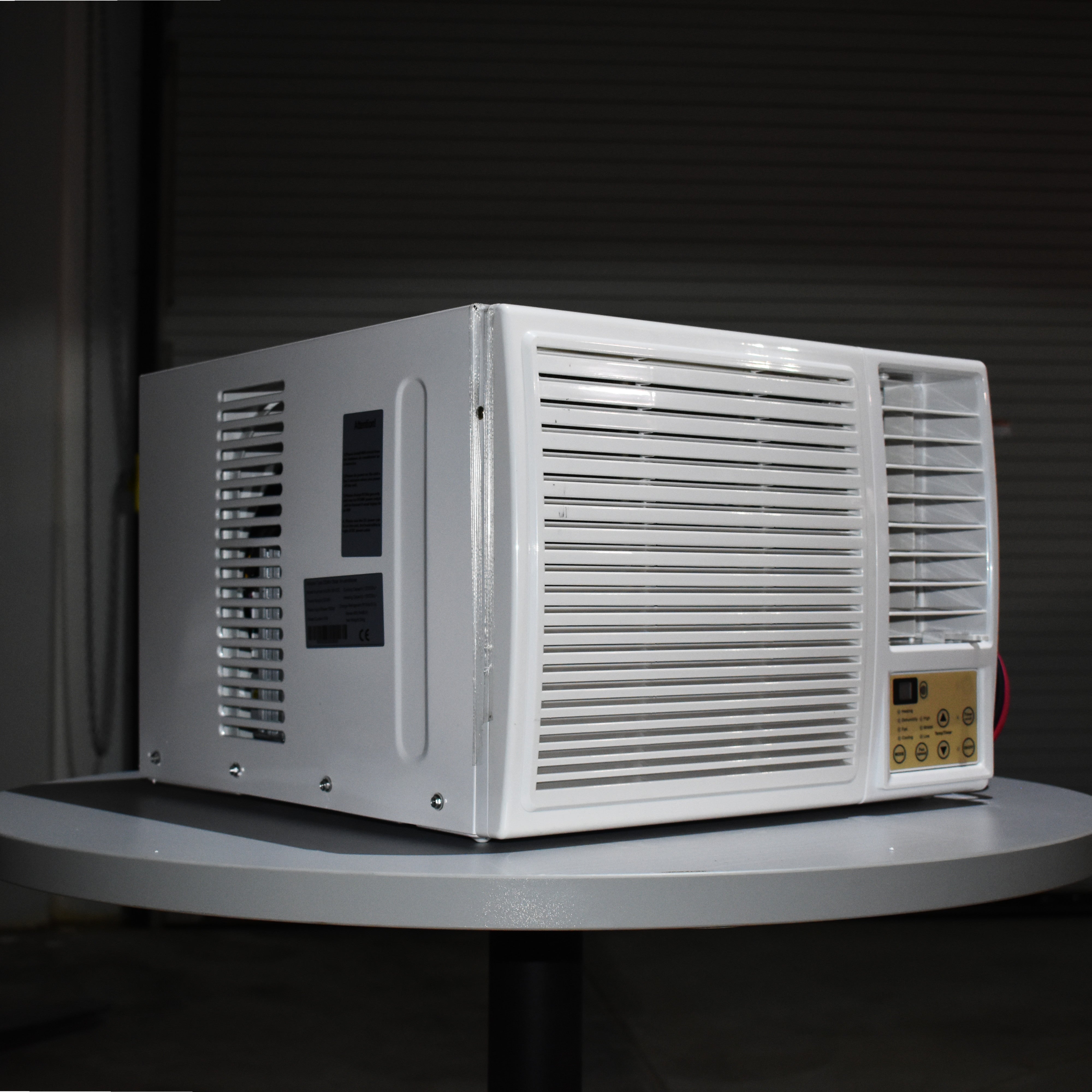 48V DC Window Air Conditioner & Heater - Energize Trek