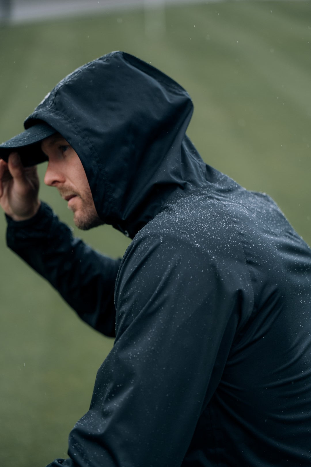 Men Bounce Waterproof Hoodie - Energize Trek