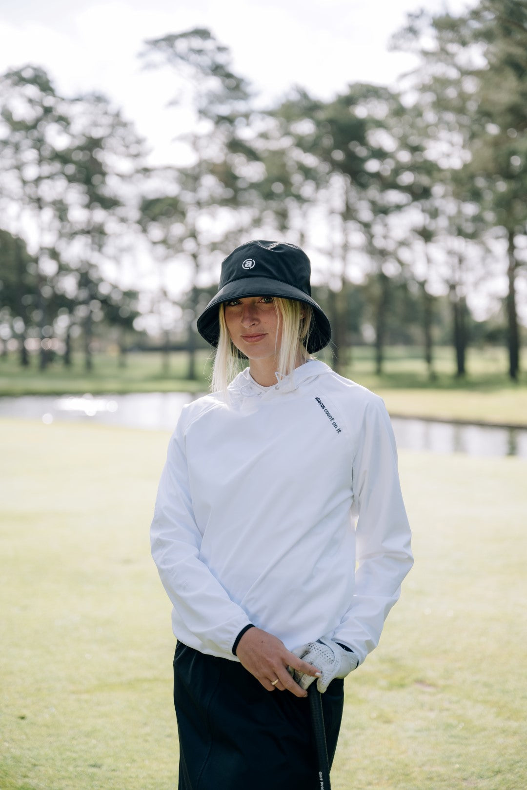 Women Bounce Waterproof Hoodie - Energize Trek