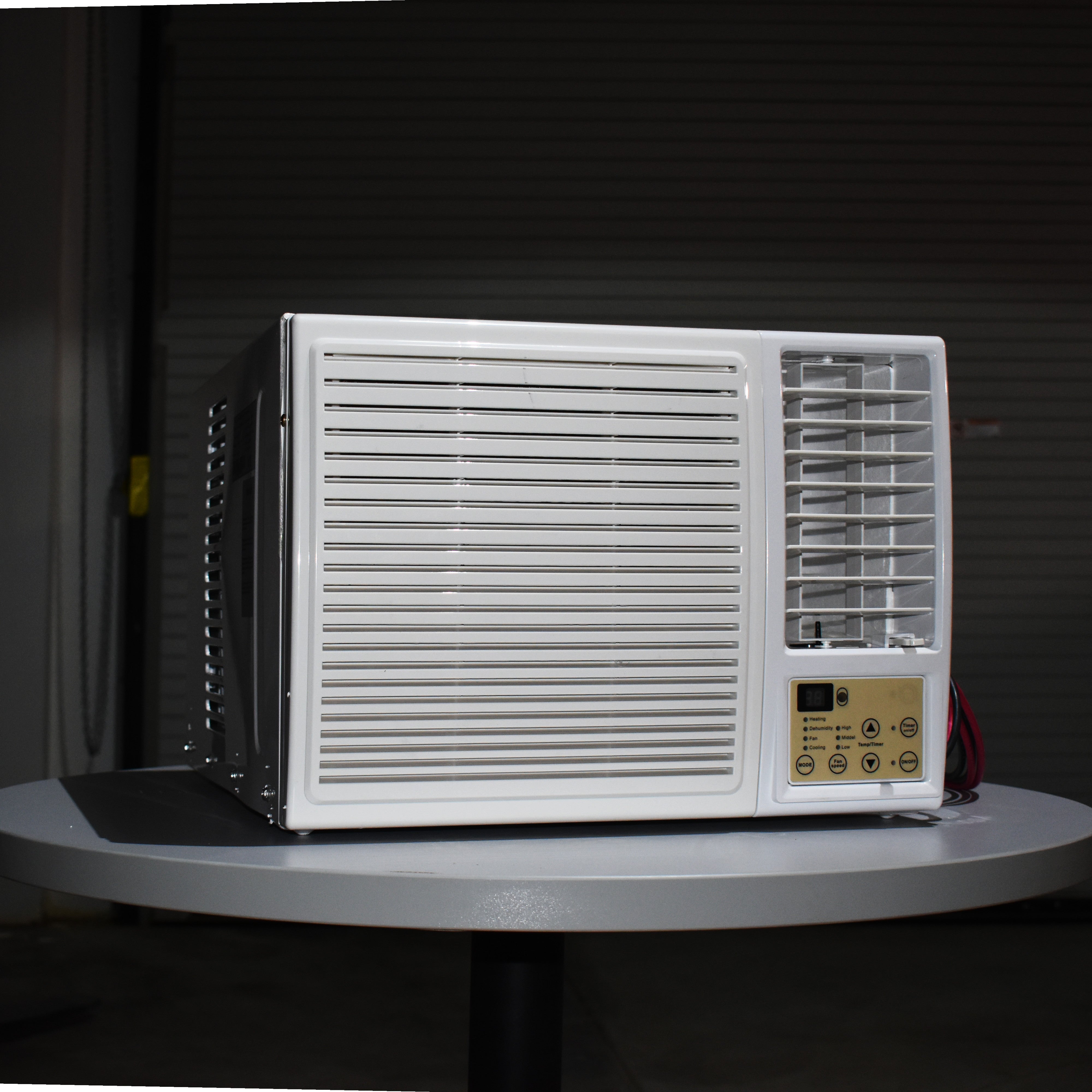 48V DC Window Air Conditioner & Heater - Energize Trek