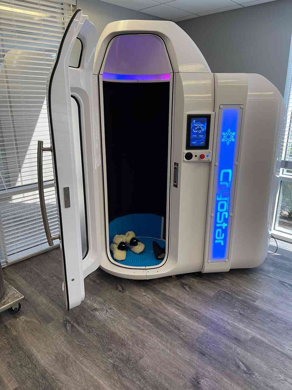 Antarctica Nitrogen Cryotherapy Chamber – Whole Body Cold Therapy - Energize Trek