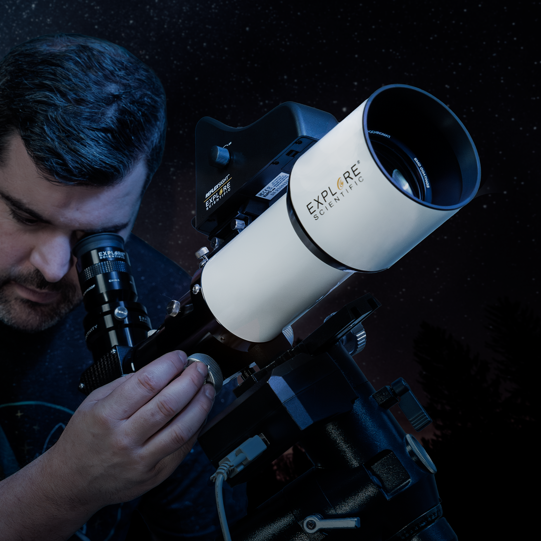 ED80 Essential Series Air-Spaced Triplet Refractor Telescope with 0.8x Focal Reducer - Energize Trek