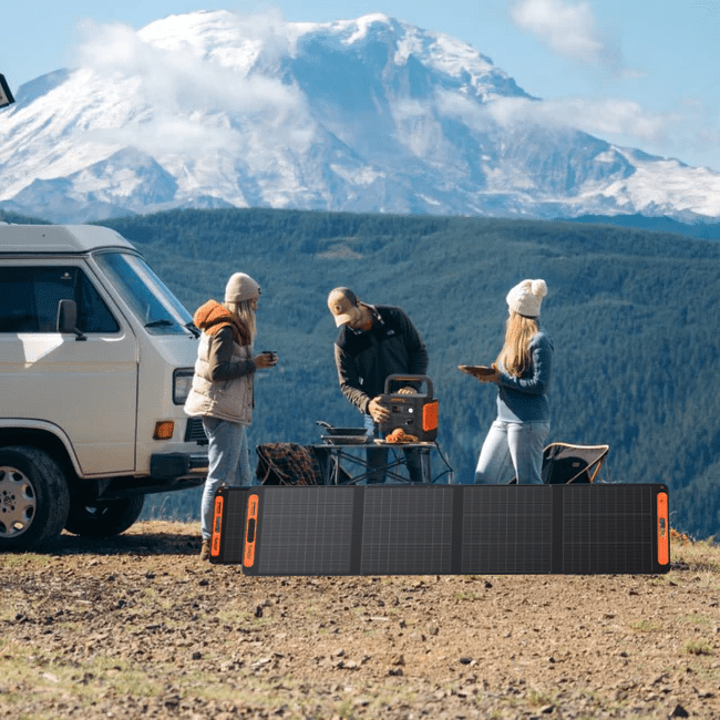 Jackery Solar Generator 2000 v2 - Energize Trek