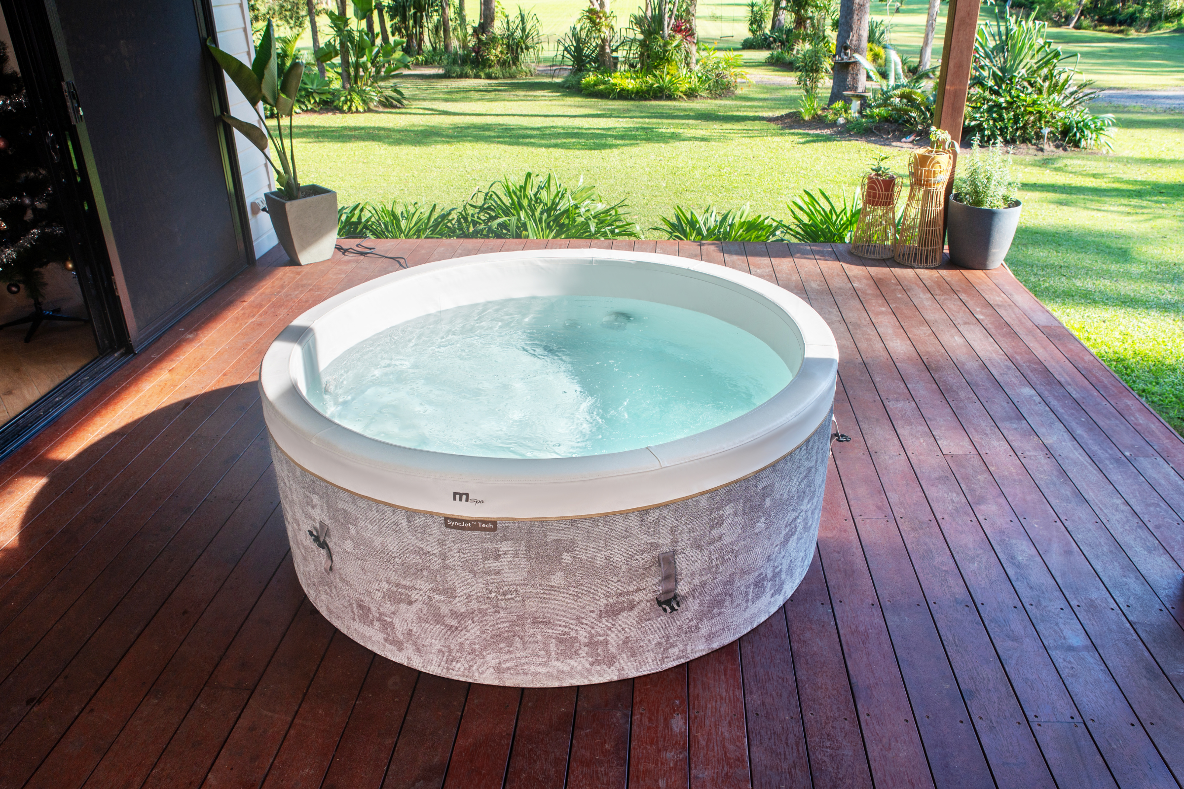 MSPA | COCOON | Verto Series | Textile-inspired Design | Rigid Hot Tub & Spa | Upto 6 Person - Energize Trek