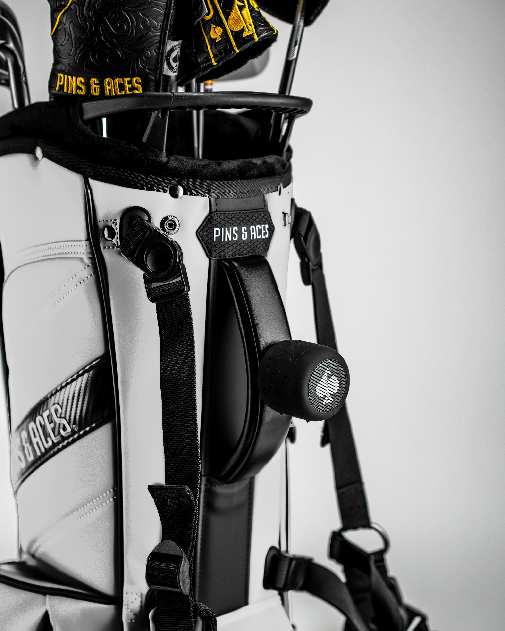 Player Preferred™ Golf Bag - Domino - Energize Trek