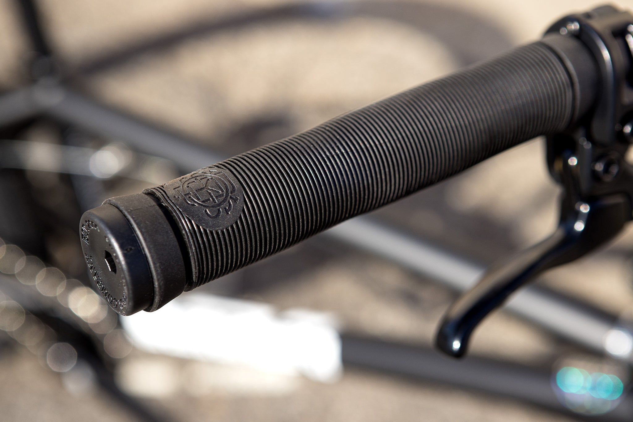Sunday Wavelength (Csst) 21″ Gary Young Signature Complete BMX Bike - Matte Black - Energize Trek