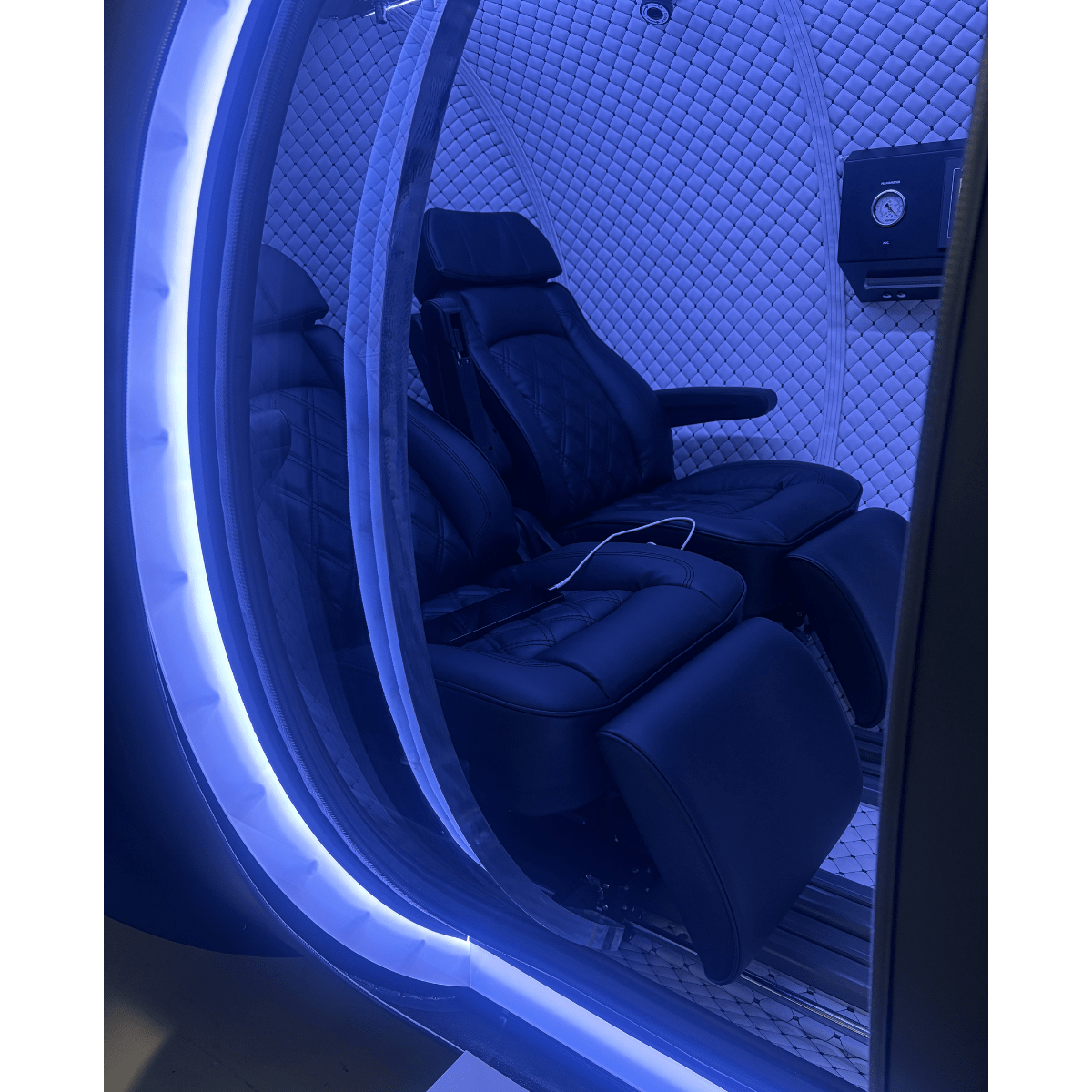 2.0 ATA Hardshell Multiplace Hyperbaric Chamber with BIBS Mask - Energize Trek