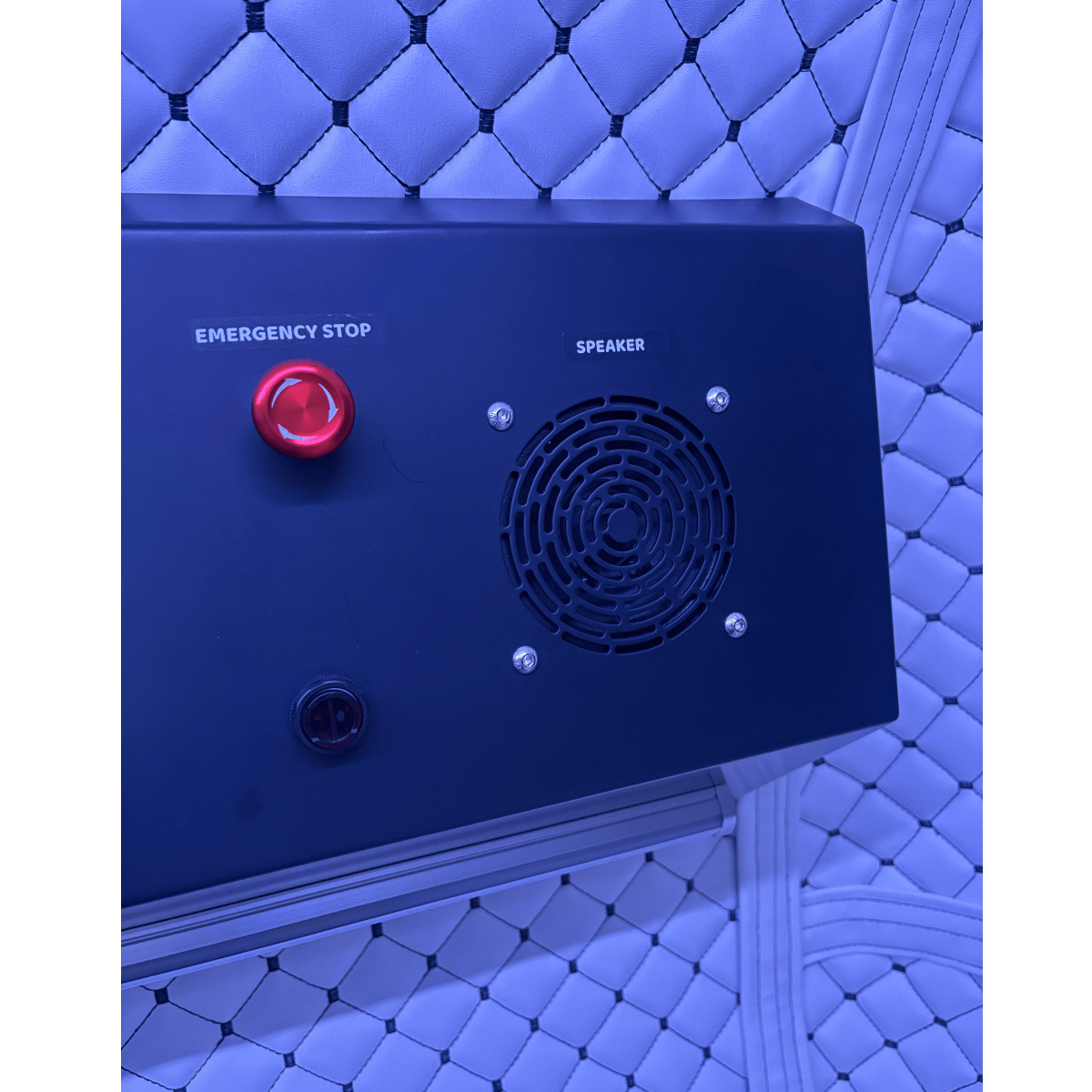 2.0 ATA Hardshell Multiplace Hyperbaric Chamber with BIBS Mask - Energize Trek