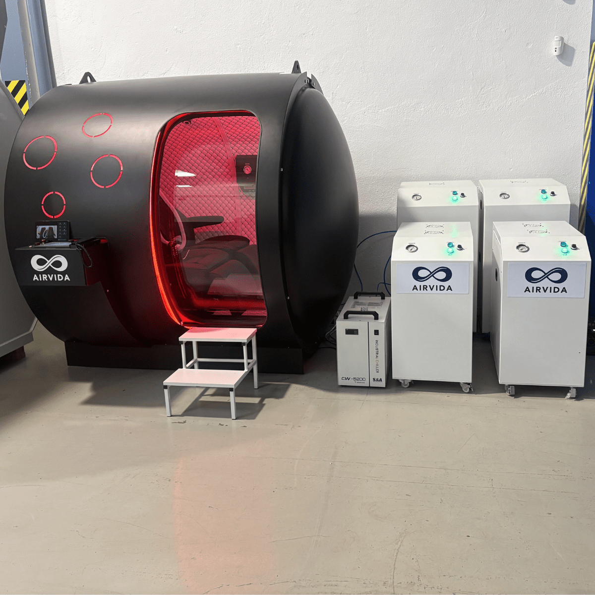 2.0 ATA Hardshell Multiplace Hyperbaric Chamber with BIBS Mask - Energize Trek