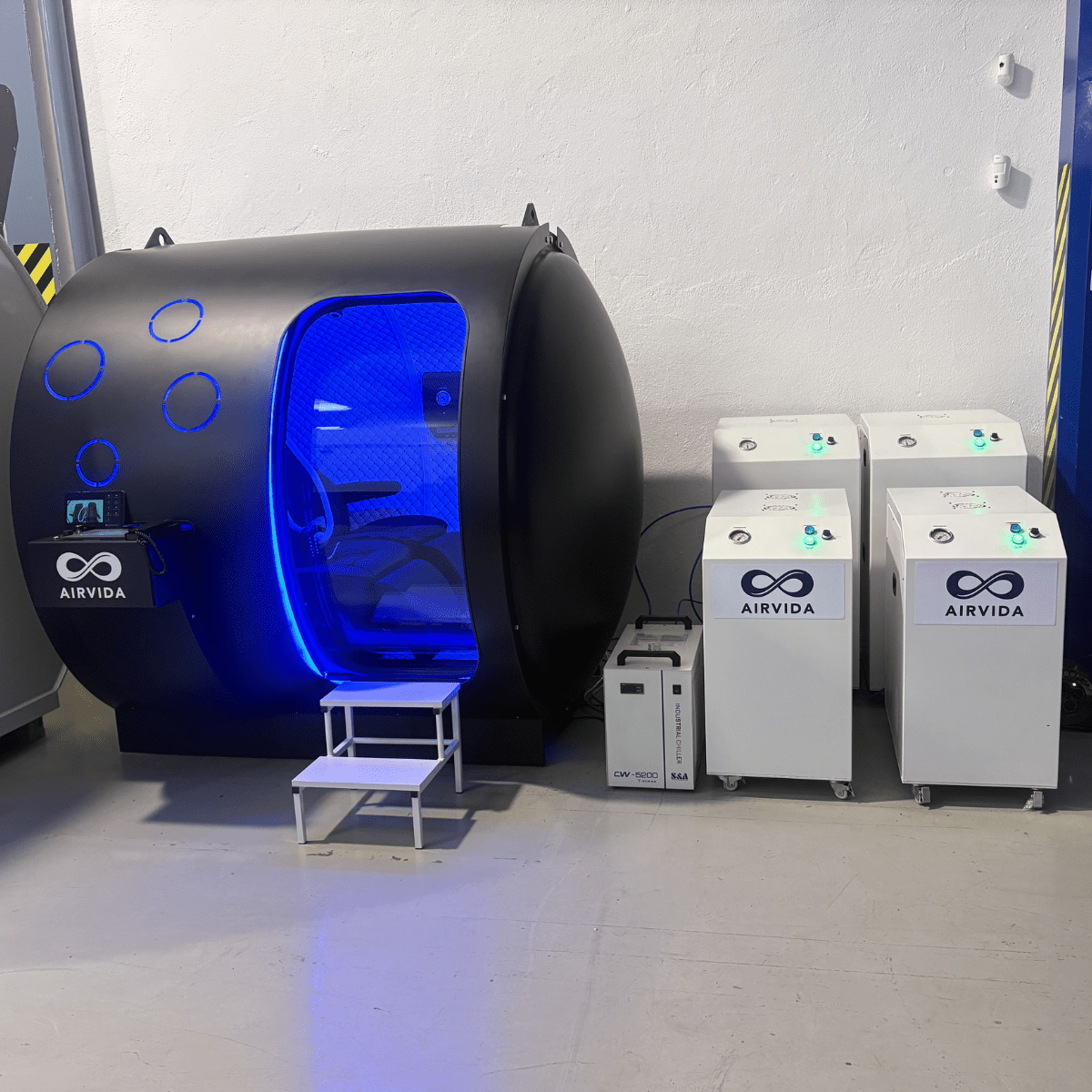 2.0 ATA Hardshell Multiplace Hyperbaric Chamber with BIBS Mask - Energize Trek