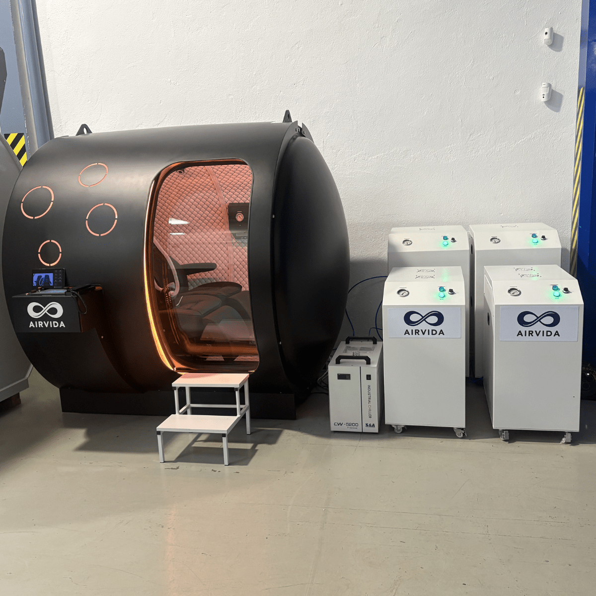 2.0 ATA Hardshell Multiplace Hyperbaric Chamber with BIBS Mask - Energize Trek