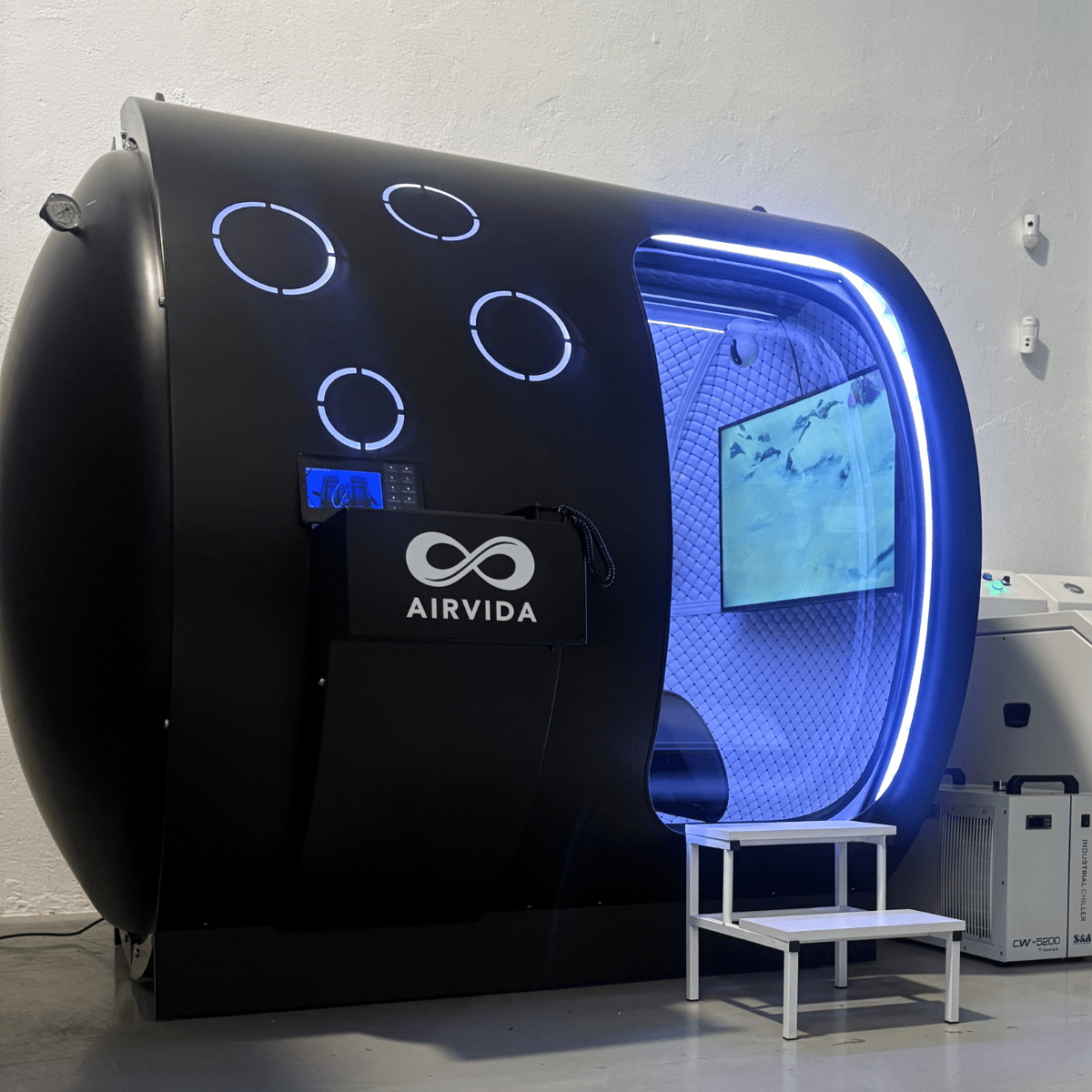 2.0 ATA Hardshell Multiplace Hyperbaric Chamber with BIBS Mask - Energize Trek