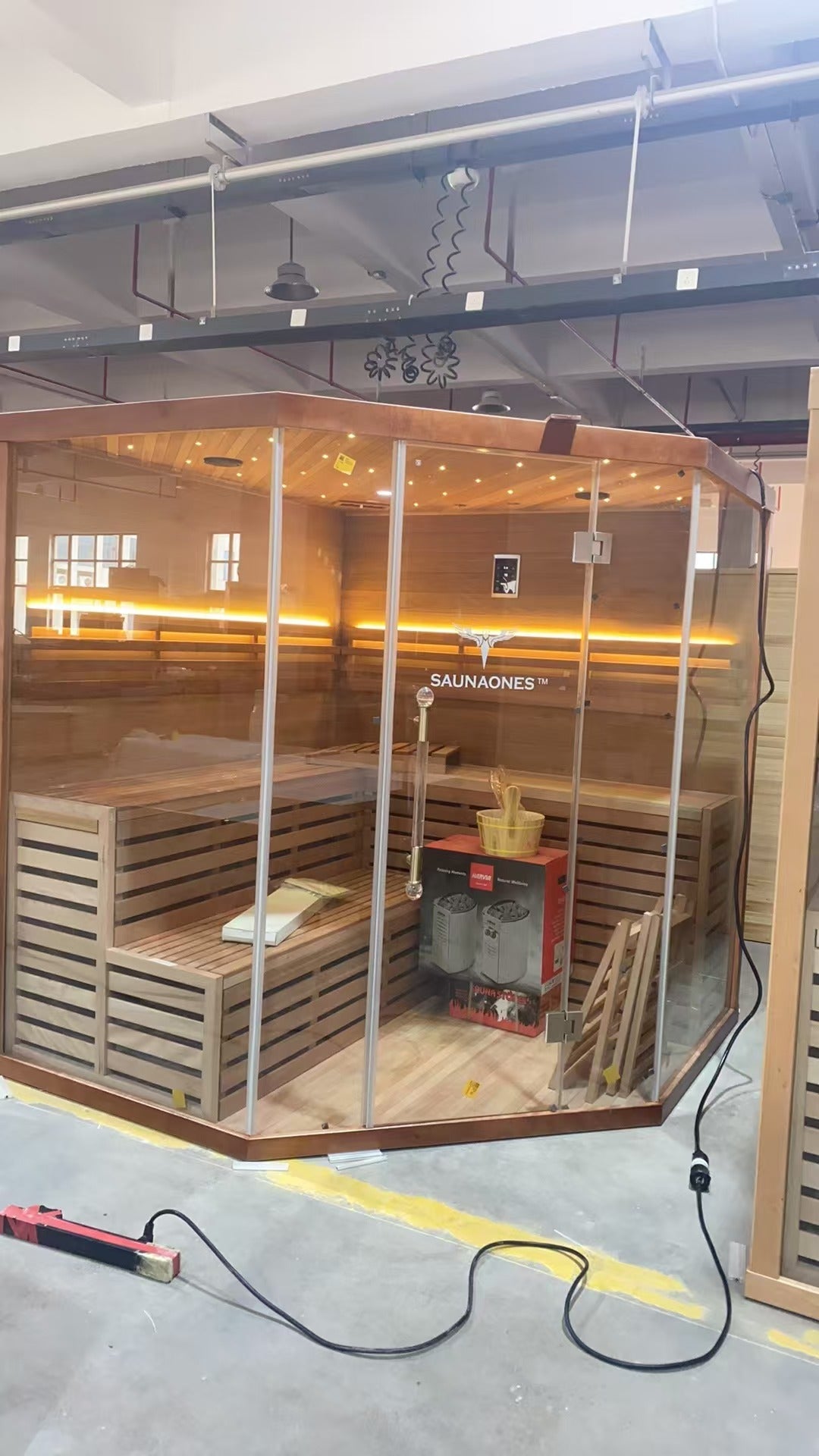 SAUNA EVOLUTION® 5-6 People Traditional Steam Sauna Room Luxury 1 - Energize Trek