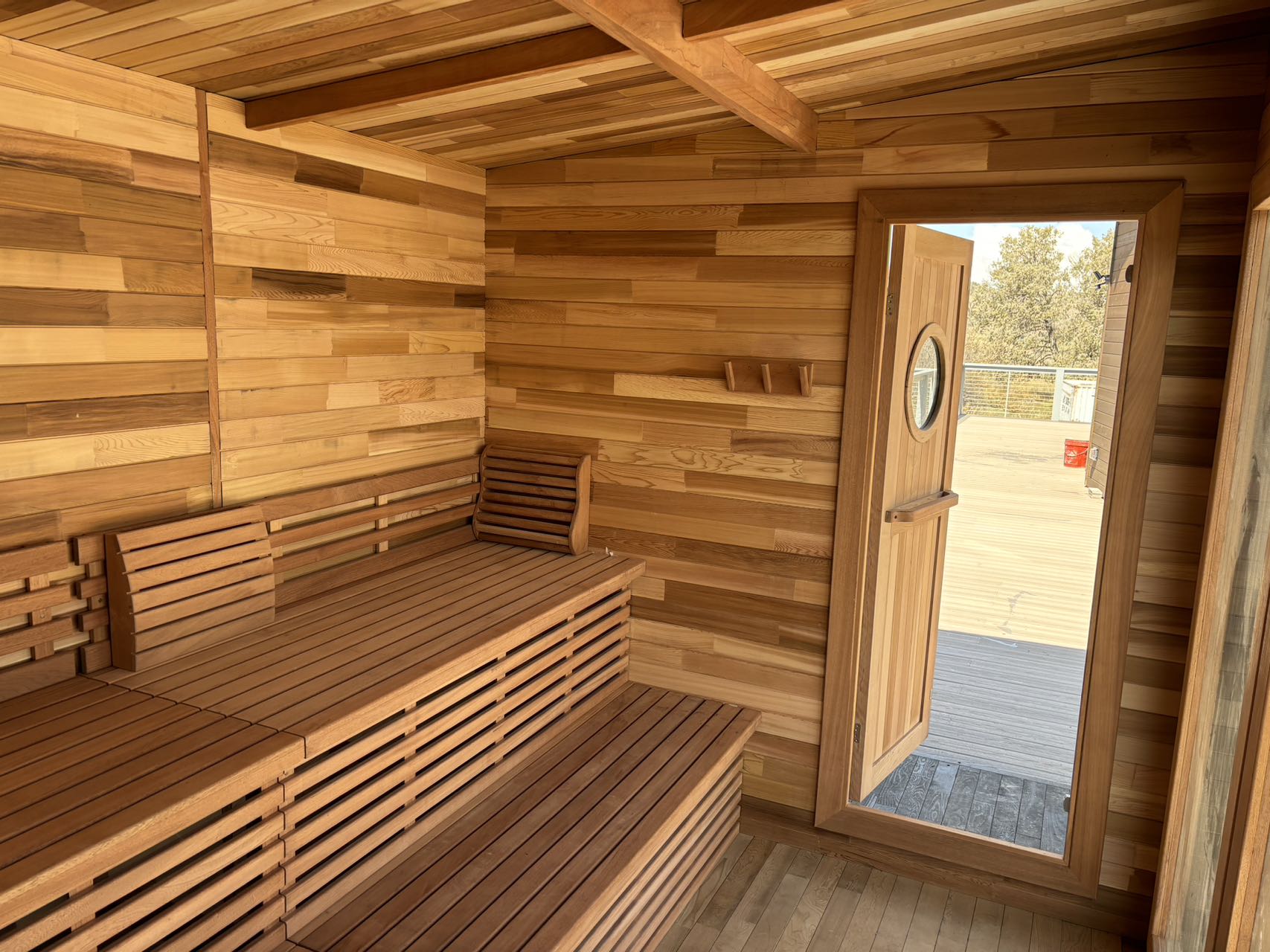 SAUNA EVOLUTION® Large Cabin Sauna Eco Oasis 3 - Energize Trek