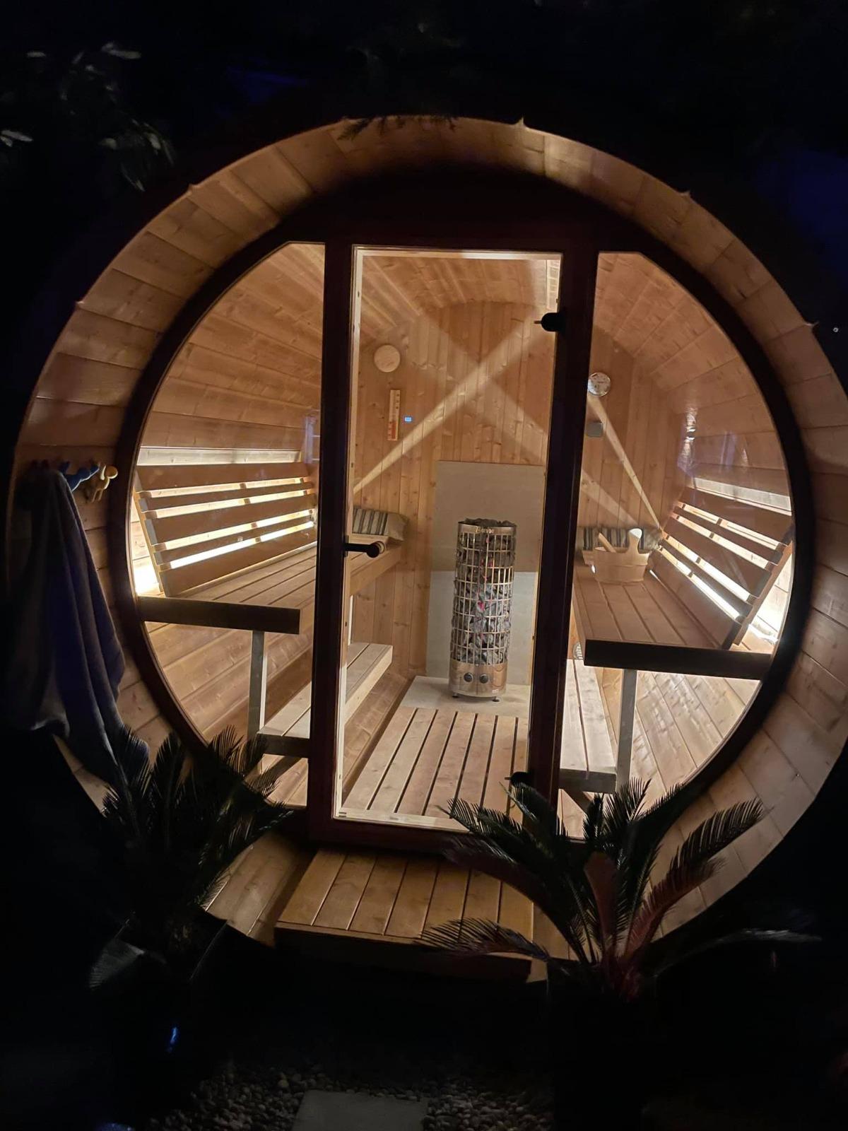 SAUNA EVOLUTION® Barrel Sauna Serenity Nature Air 7 - Energize Trek