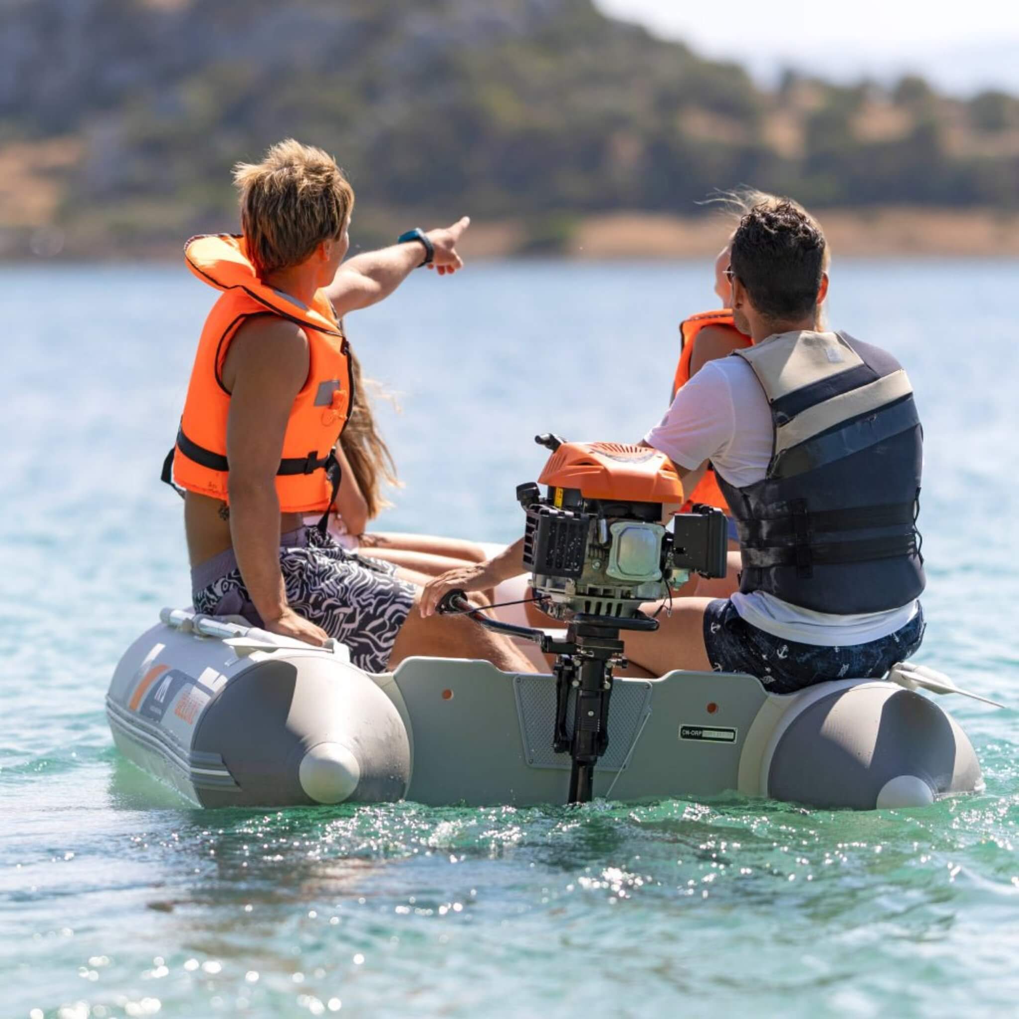 Aqua Marina A-Deluxe 4-Person Inflatable Speed Boat With Comfortable Rowing Seat And Adjustable Center Feet, 8FT (SAK20456) - Energize Trek