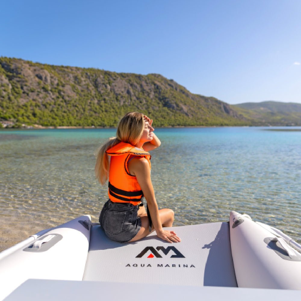 Aqua Marina Aircat BT-AC335 5-Person High-Speed Inflatable Catamaran With DWF Air Deck, 11FT (SAK10650) - Energize Trek