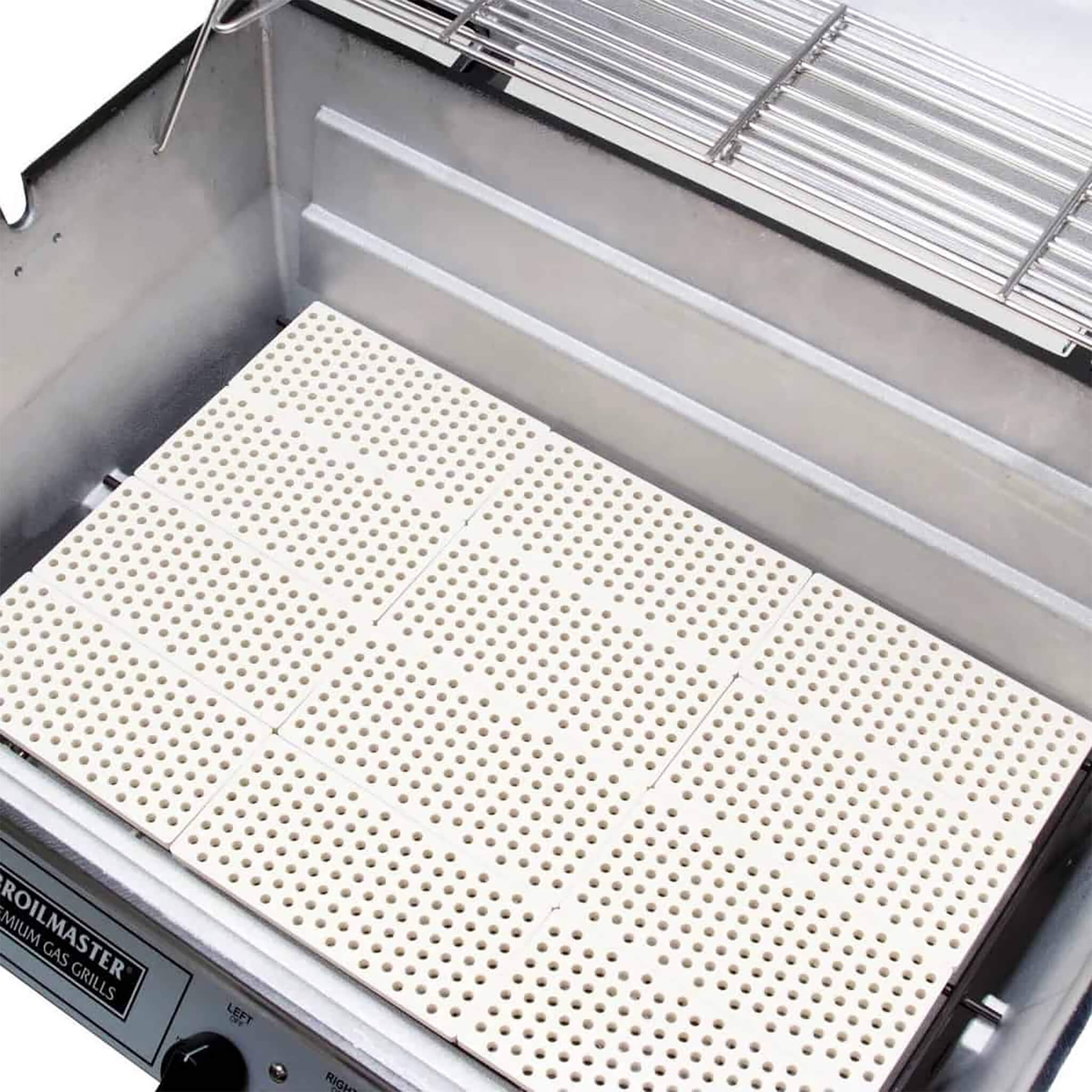 Broilmaster P3X Super Premium Cast Aluminum Gas Grill With Flare Busters, Griddle And Smoker Shutter (SAK98194) - Energize Trek
