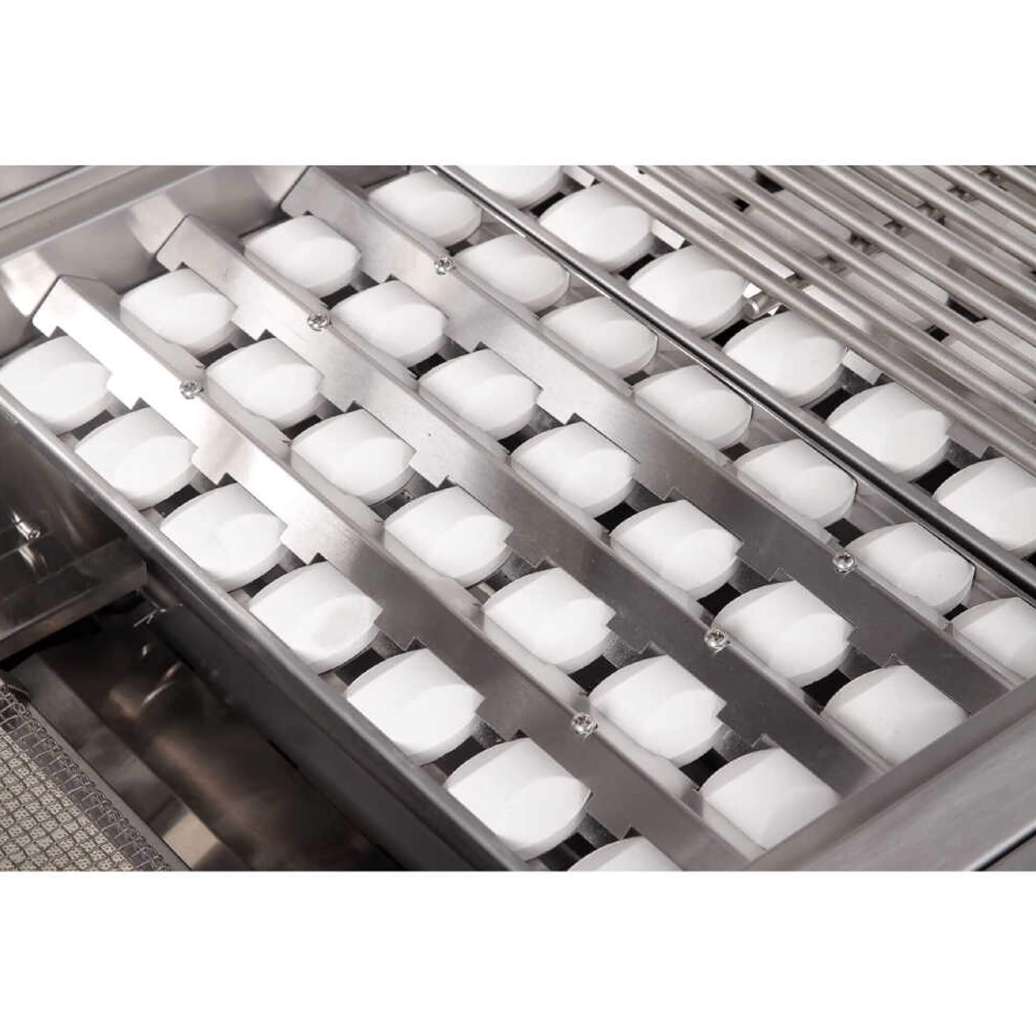 Edgestar 89K BTU Built-In Grill With Rotisserie And LED Lighting, 36" (SAK49230) - Energize Trek