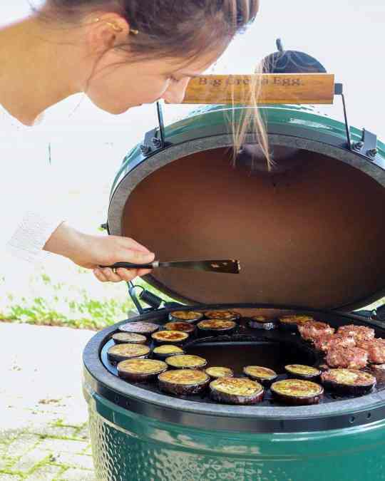 Arteflame Two-Piece Flat-Top Kit — Fits Big Green Egg® Charcoal Grills (Griddle Ring + Center Grill Grate) - Energize Trek