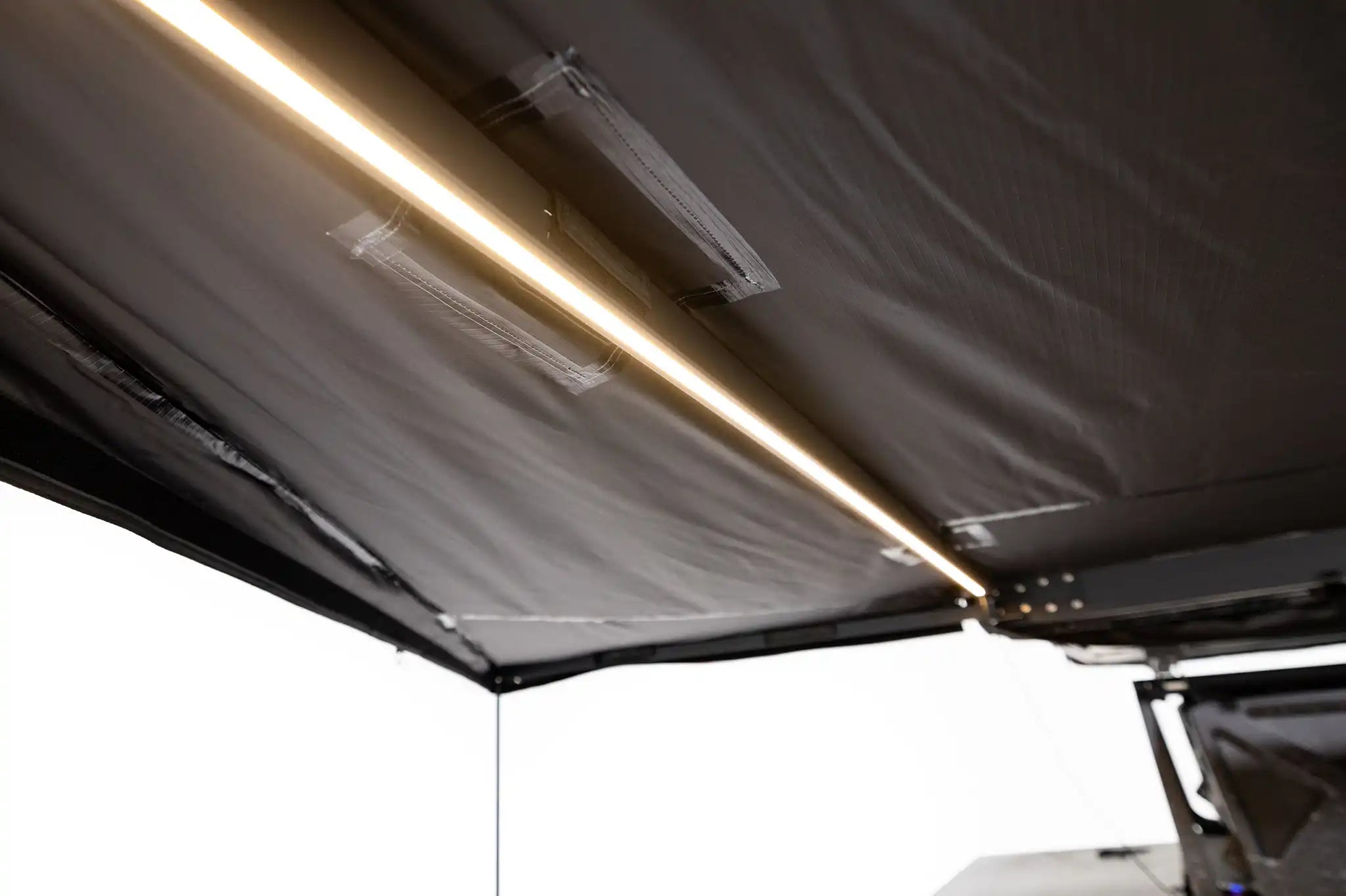 180 Awning V2 - Energize Trek