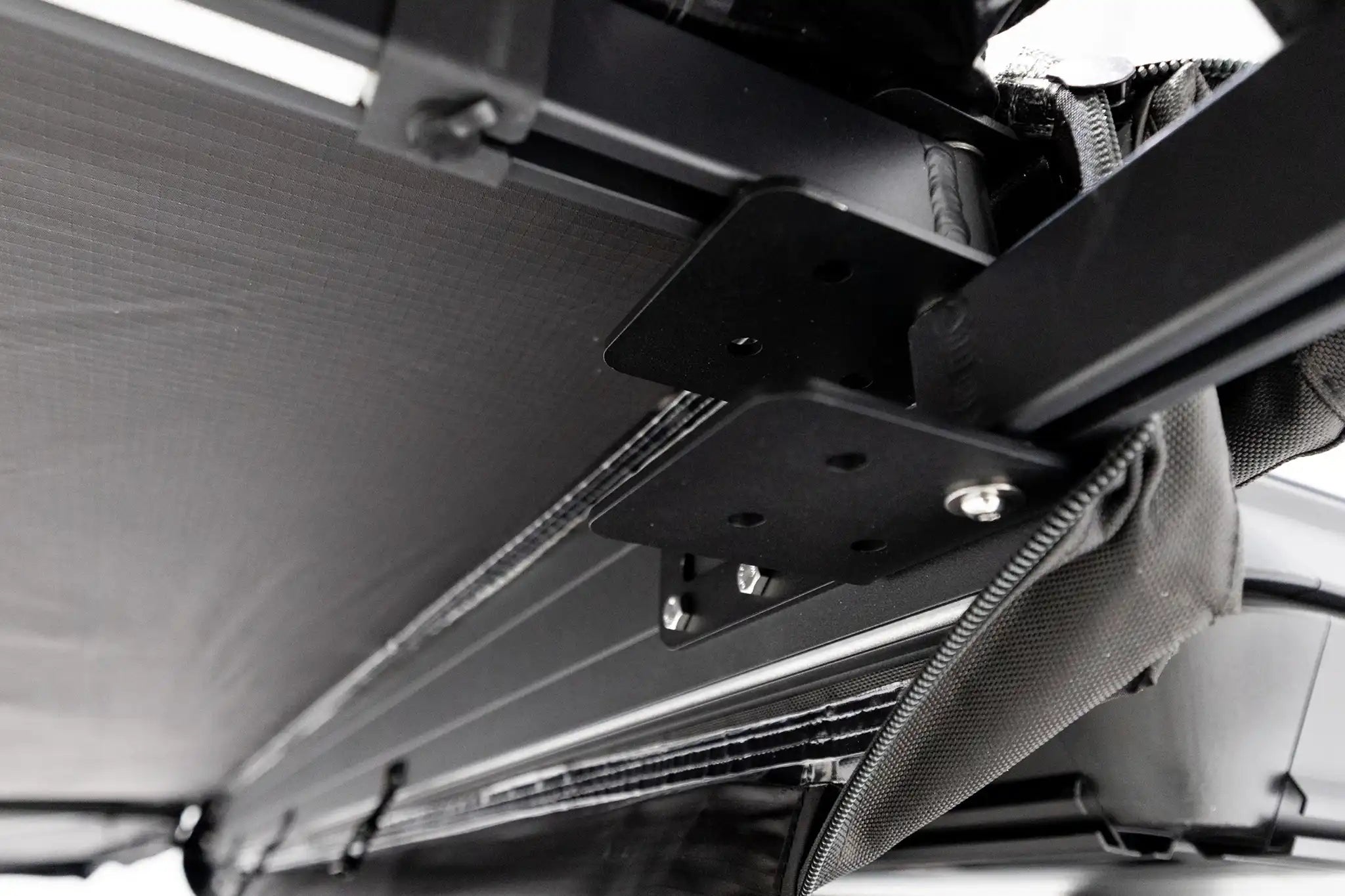 180 Awning V2 - Energize Trek