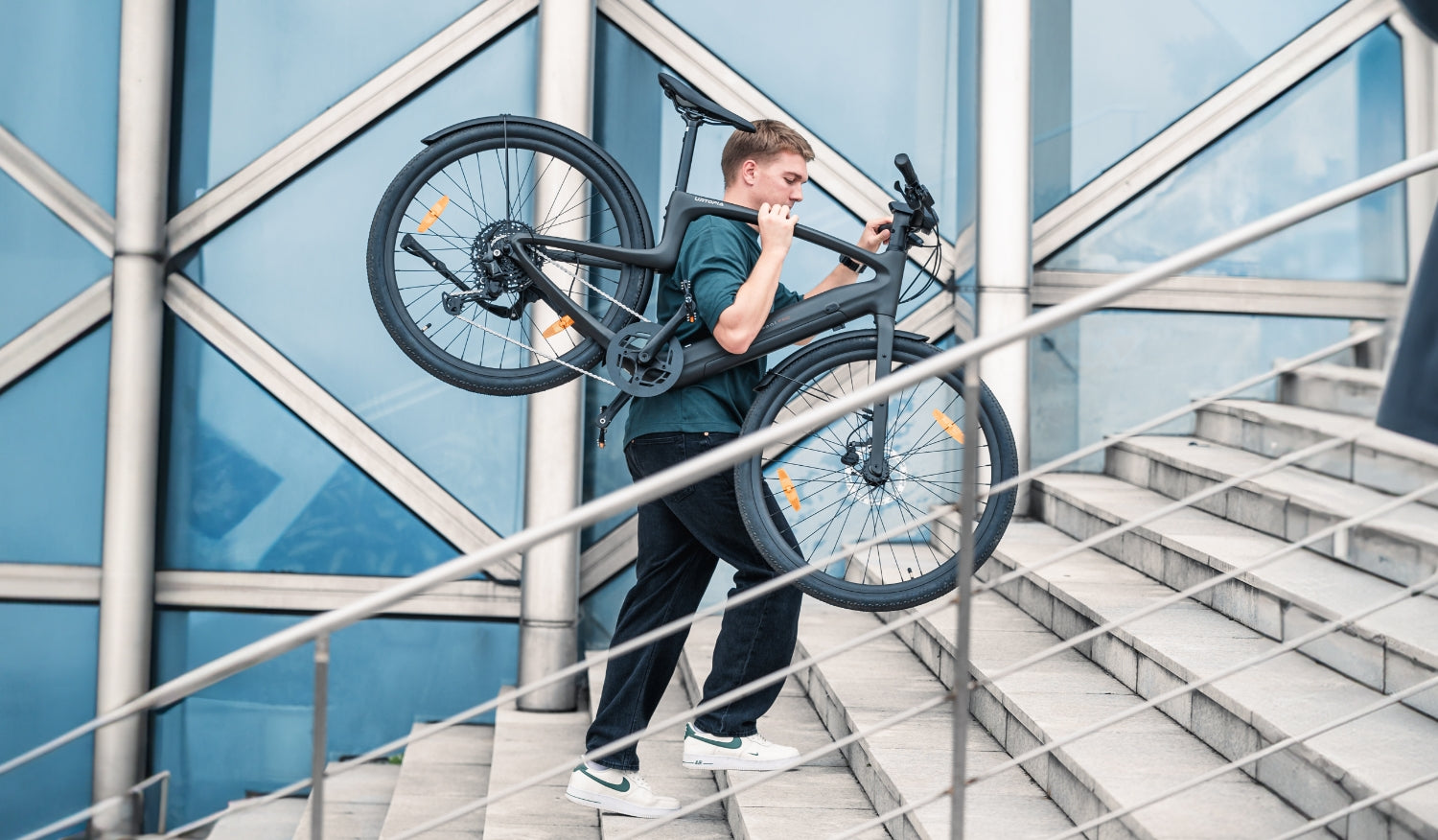 Urtopia CARBON 1 PRO E-Bike - Energize Trek