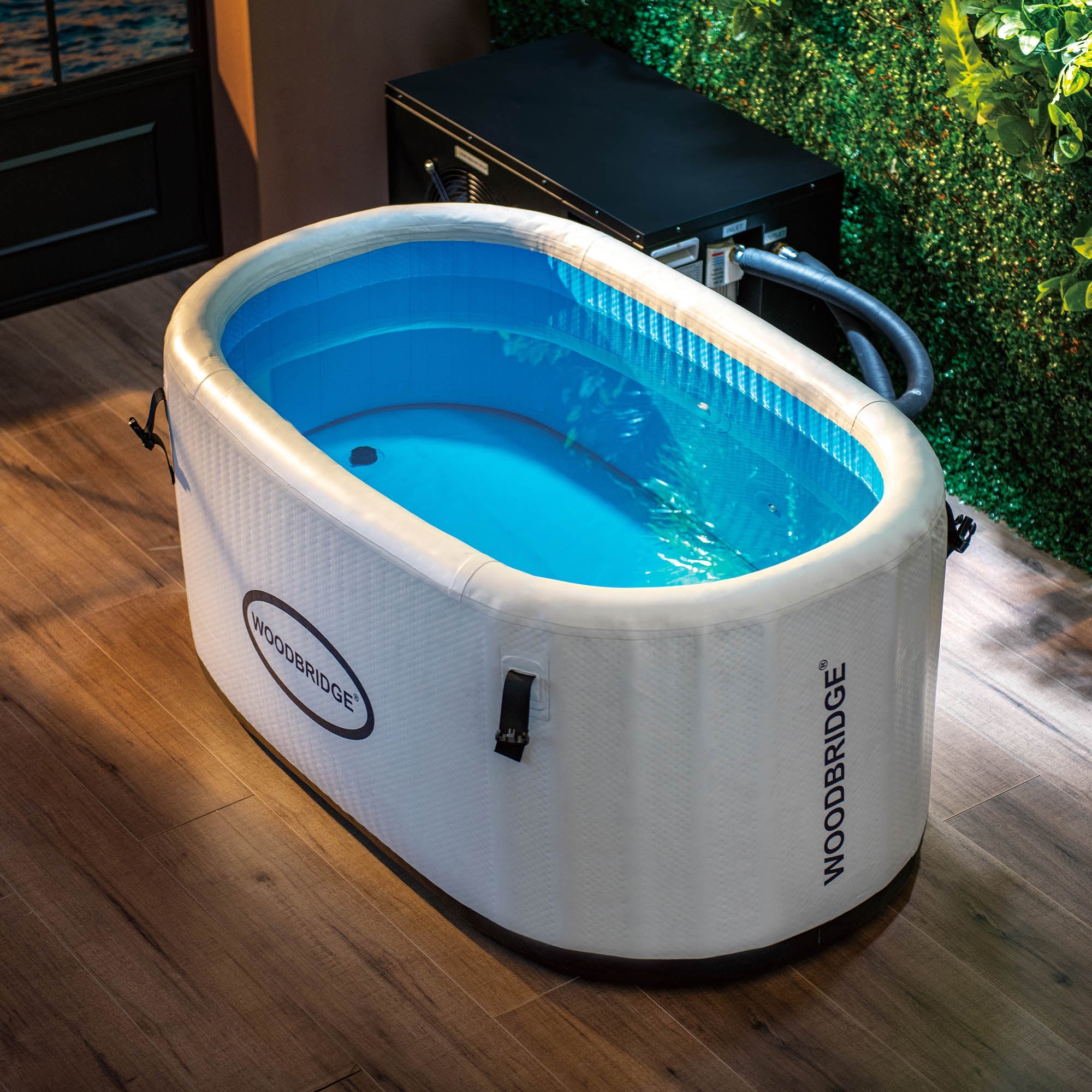 WOODBRIDGE Inflatable Cold Plunge Tub with 1 HP Cooling and Heating Chiller,Filter circulation system, PVC Insulated Lid, Hand Pump and Repair Kit Included, Anti-Slid Bottom - Energize Trek