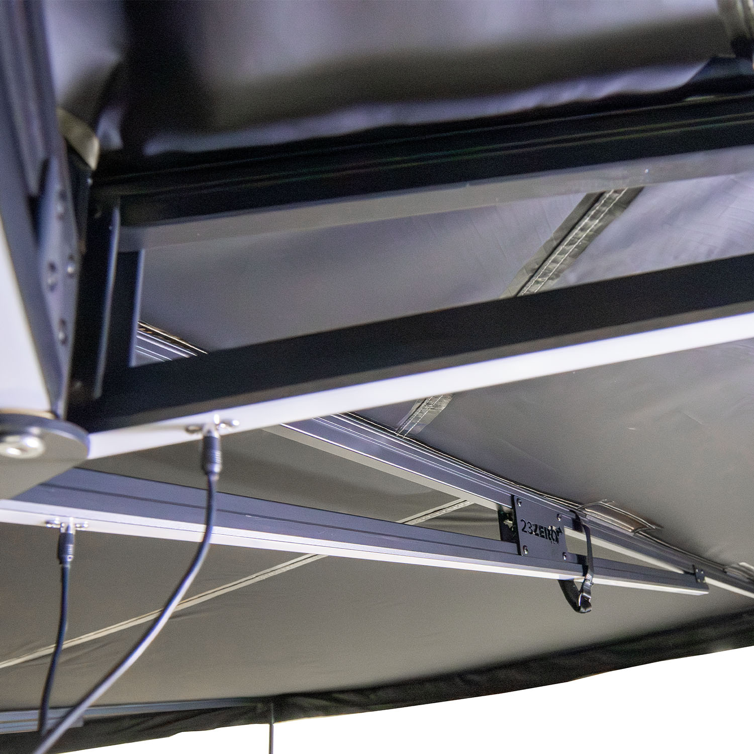 23Zero Peregrine PRO 6 ARM Freestanding 270-Degree Awning - Energize Trek