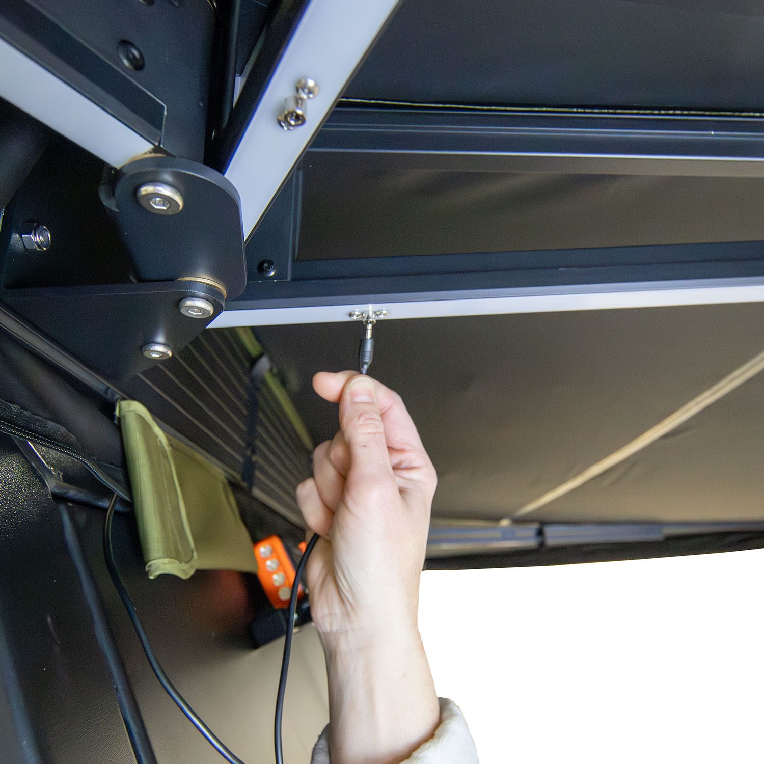 23Zero Peregrine PRO 6 ARM Freestanding 270-Degree Awning - Energize Trek