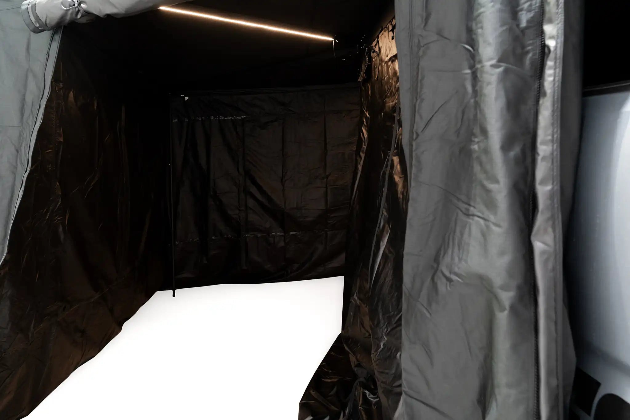 270 Awning Walls (V2) - Energize Trek