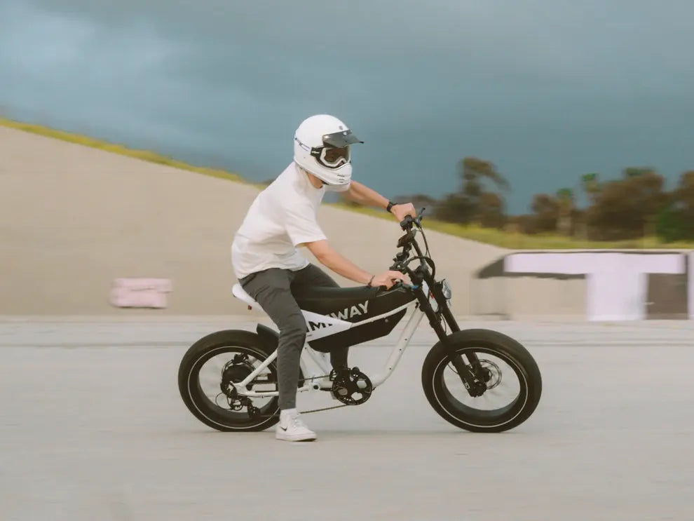 C5 | Electric Motorbike - Energize Trek