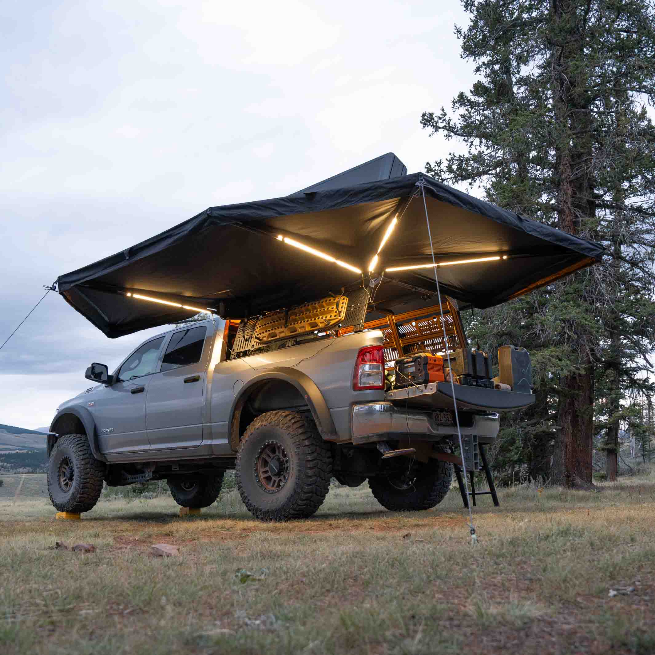 ÖVRCAST 270° AWNING - Energize Trek