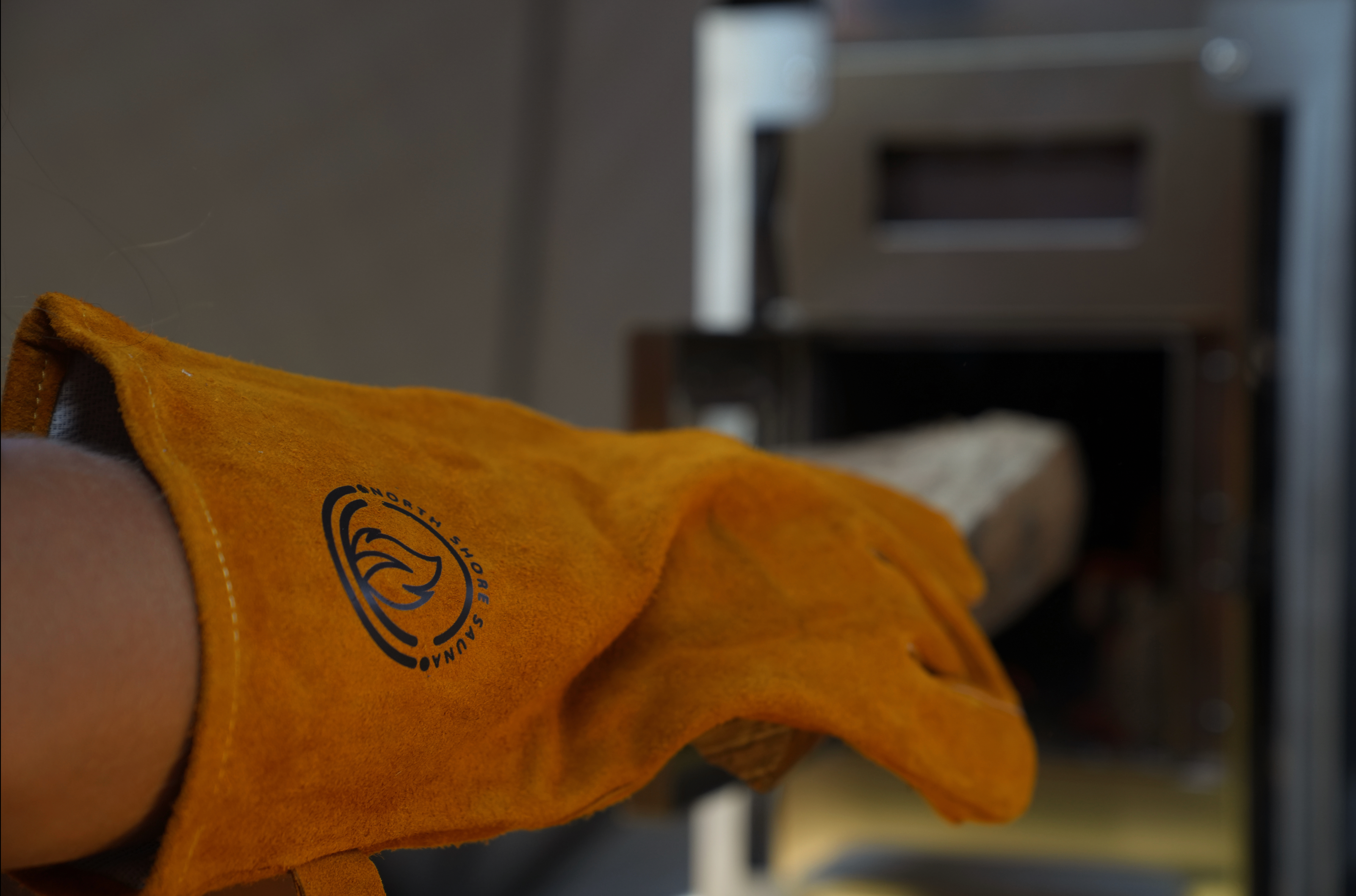 Heat Resistant Leather Gloves - Energize Trek
