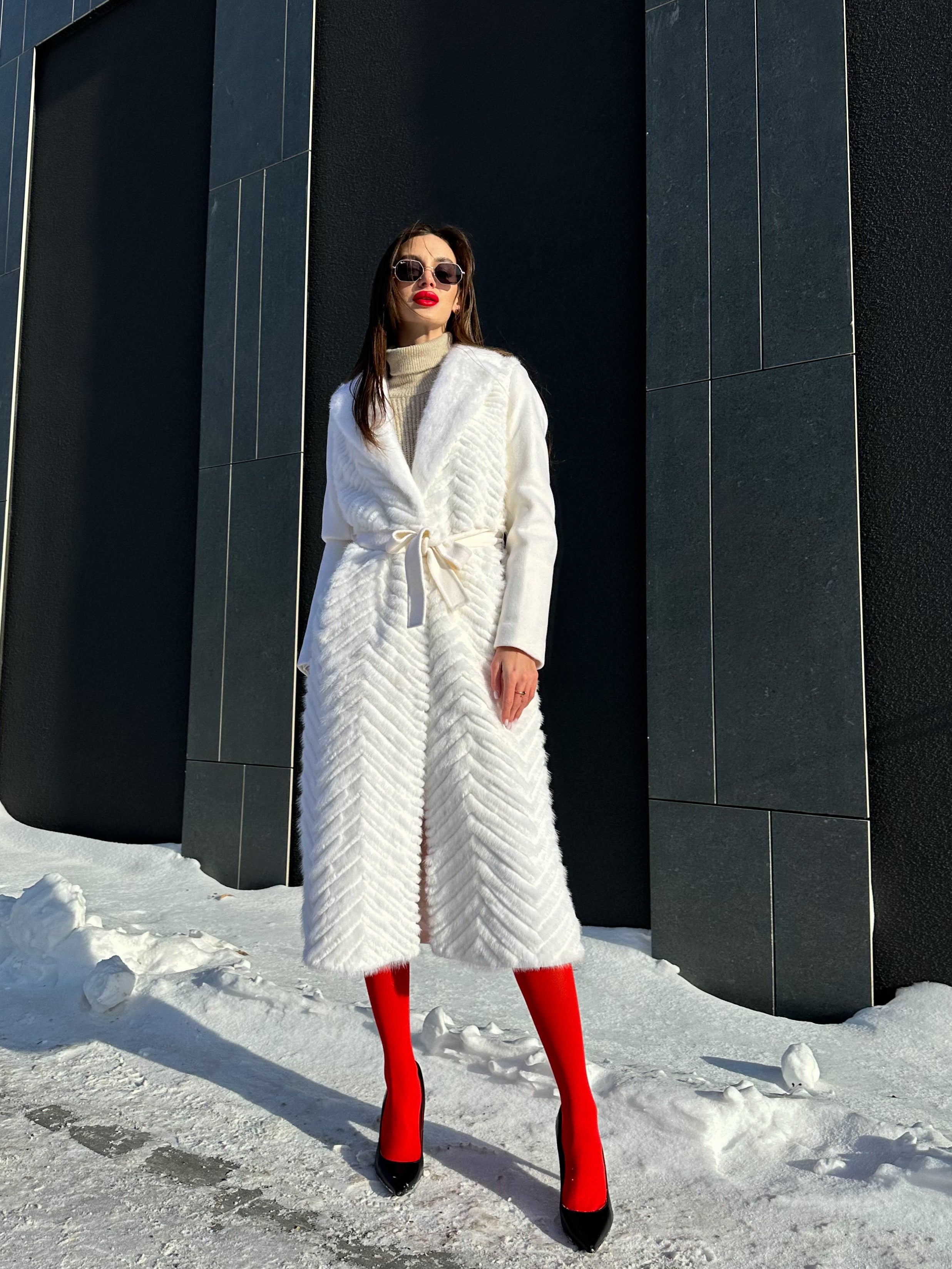 Genuine Mink Fur Rex Fur Trim Virgin Wool Coat in White - Energize Trek