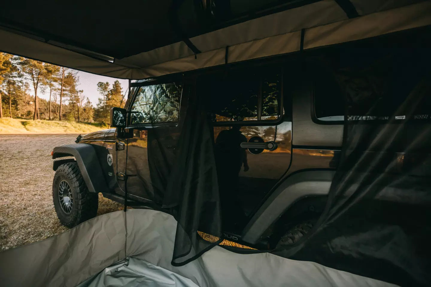 James Baroud Falcon Mosquito Netting Room - Energize Trek