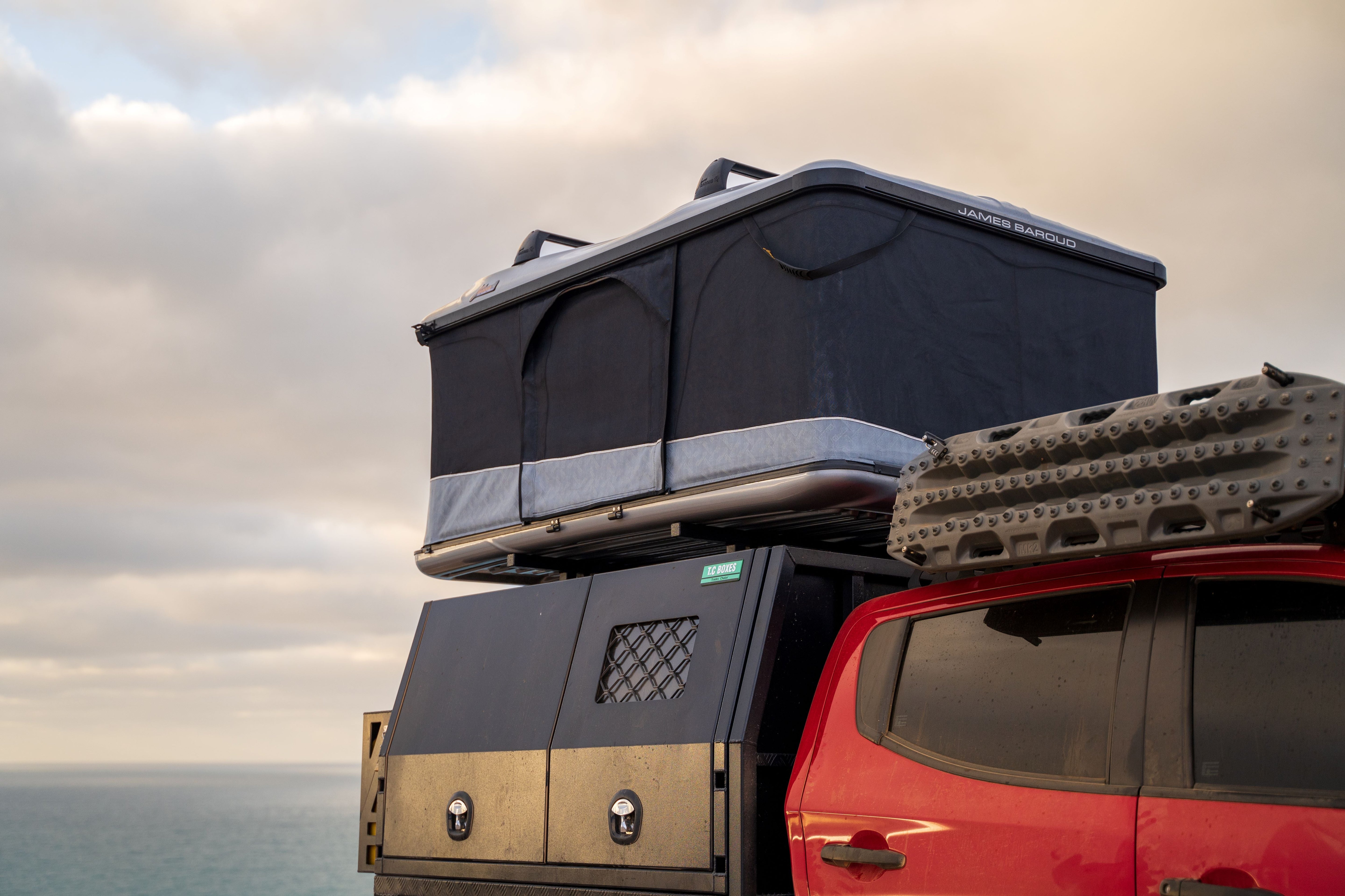 James Baroud ODYSSEY Rooftop Tent - Energize Trek