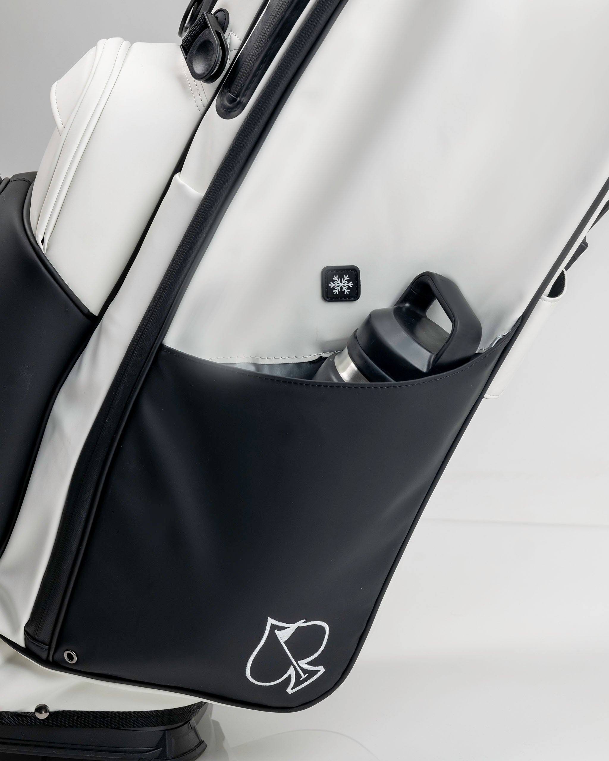 Player Preferred™ Golf Bag - Domino - Energize Trek