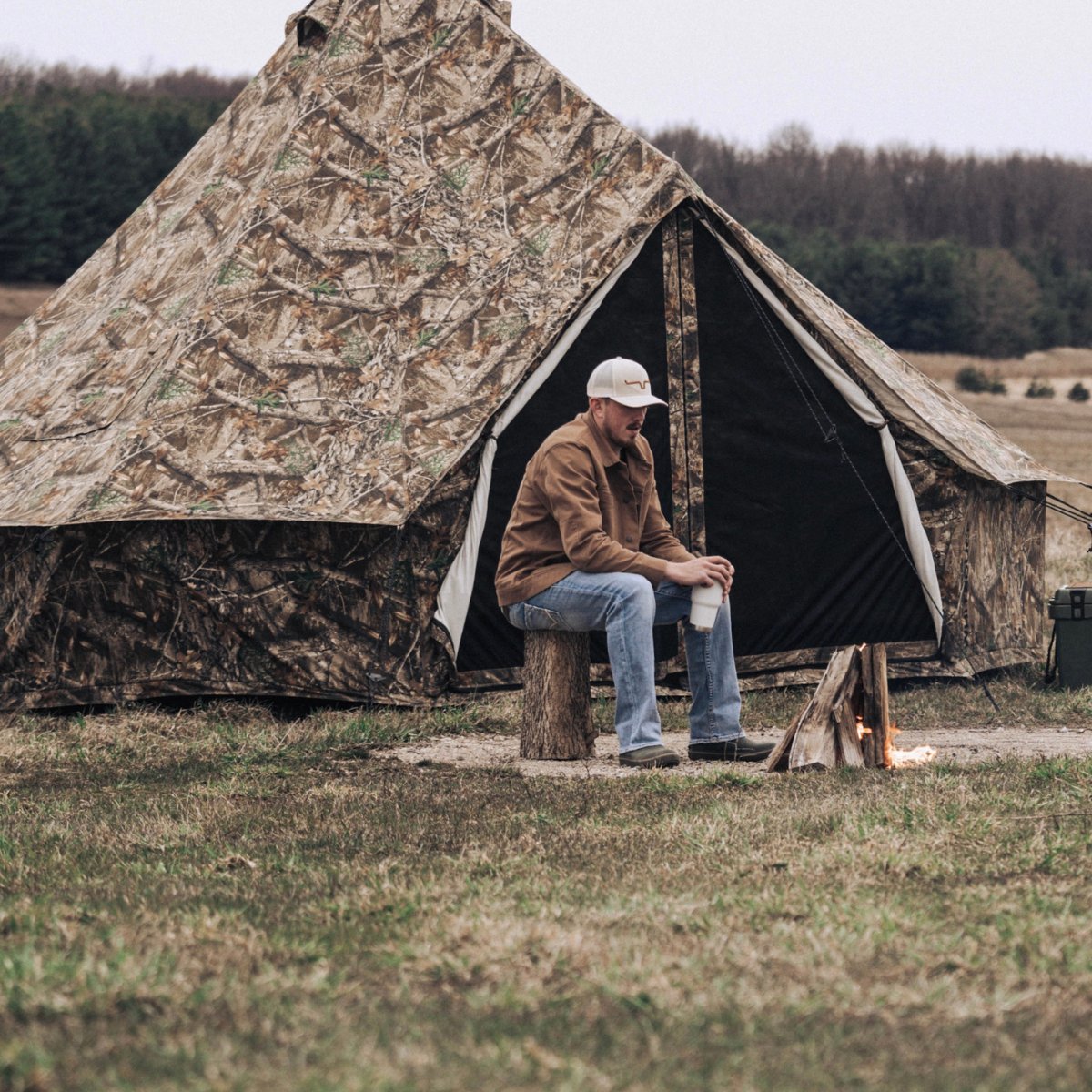 Used - 16' Regatta Bell Tent - Realtree Edge - Energize Trek