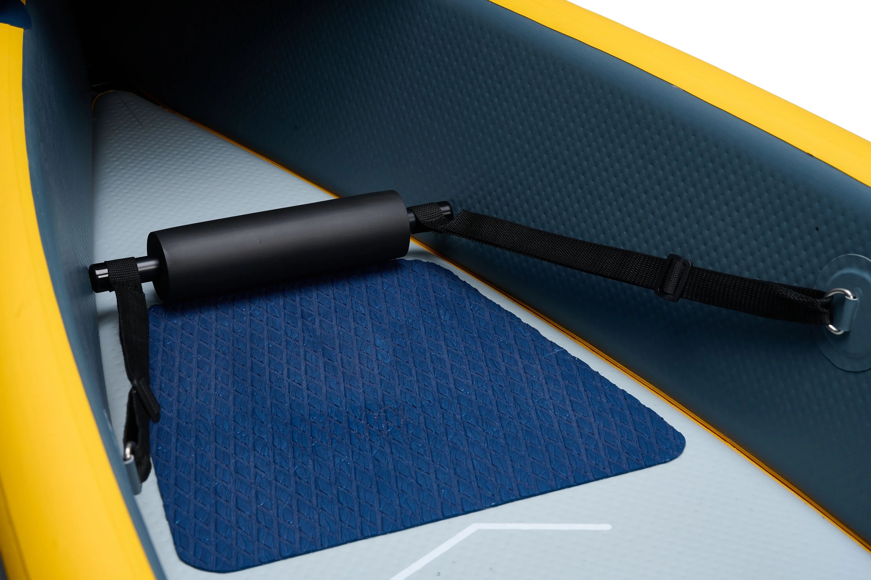 TOMAHAWK SPEED KAYAK(AIR-K 375) - Energize Trek