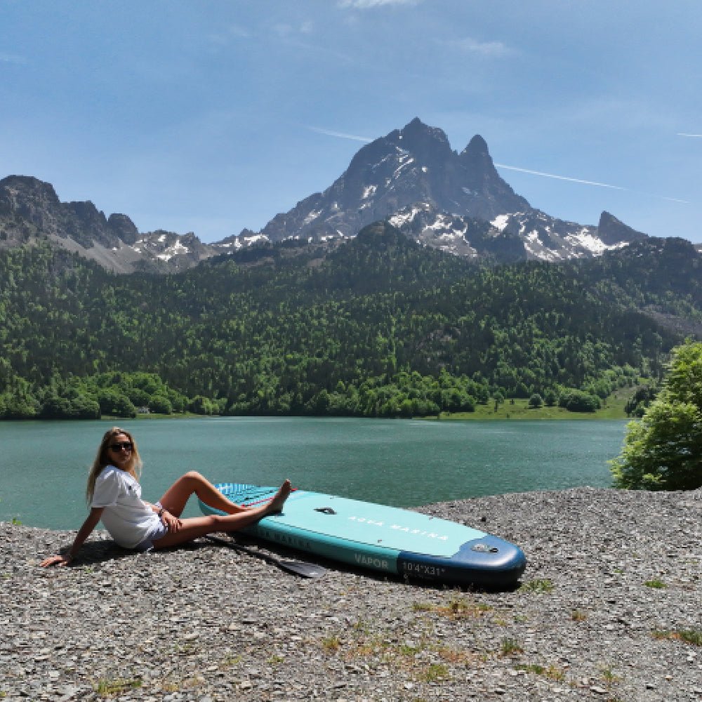 Aqua Marina Vapor BT-23VAP All-Around SUP W/ Sand Ripple Grooved EVA Footpad, 10FT (SAK60532) - Energize Trek