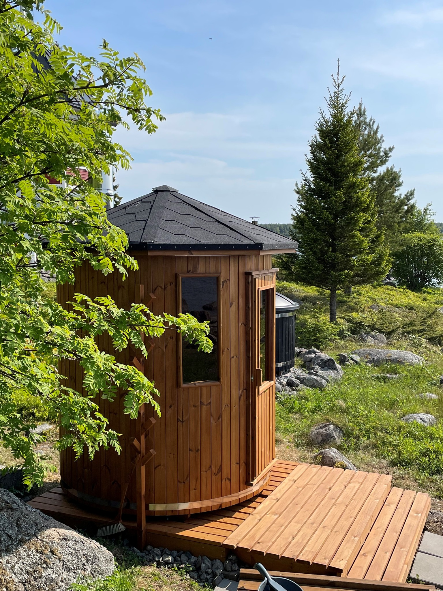 SAUNA EVOLUTION®  Garden Series Outdoor Sauna Cabin 06 - Energize Trek