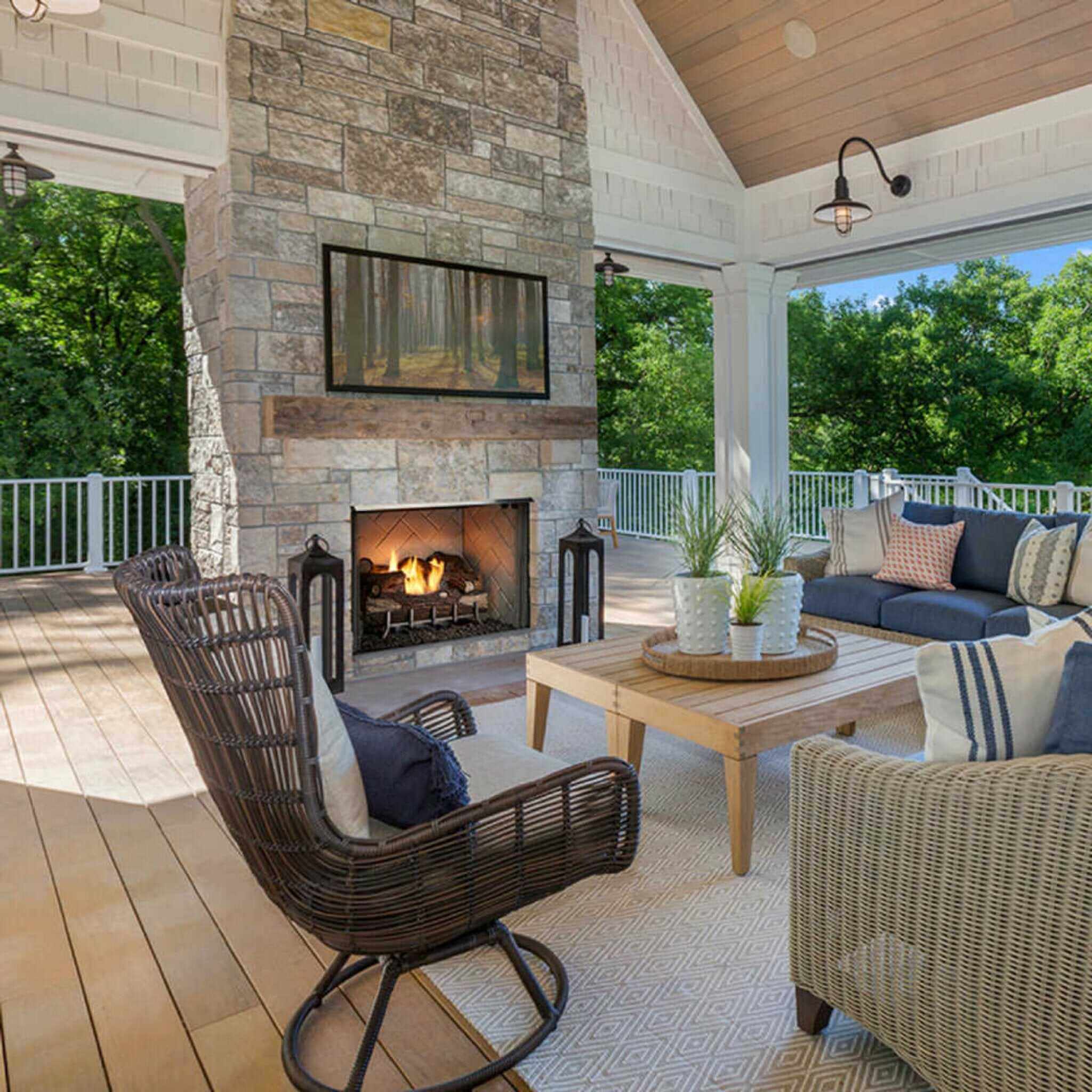 Majestic Vesper 42" Traditional Concrete Refractory Outdoor Gas Fireplace [VOFB42-T] (SAK61435) - Energize Trek