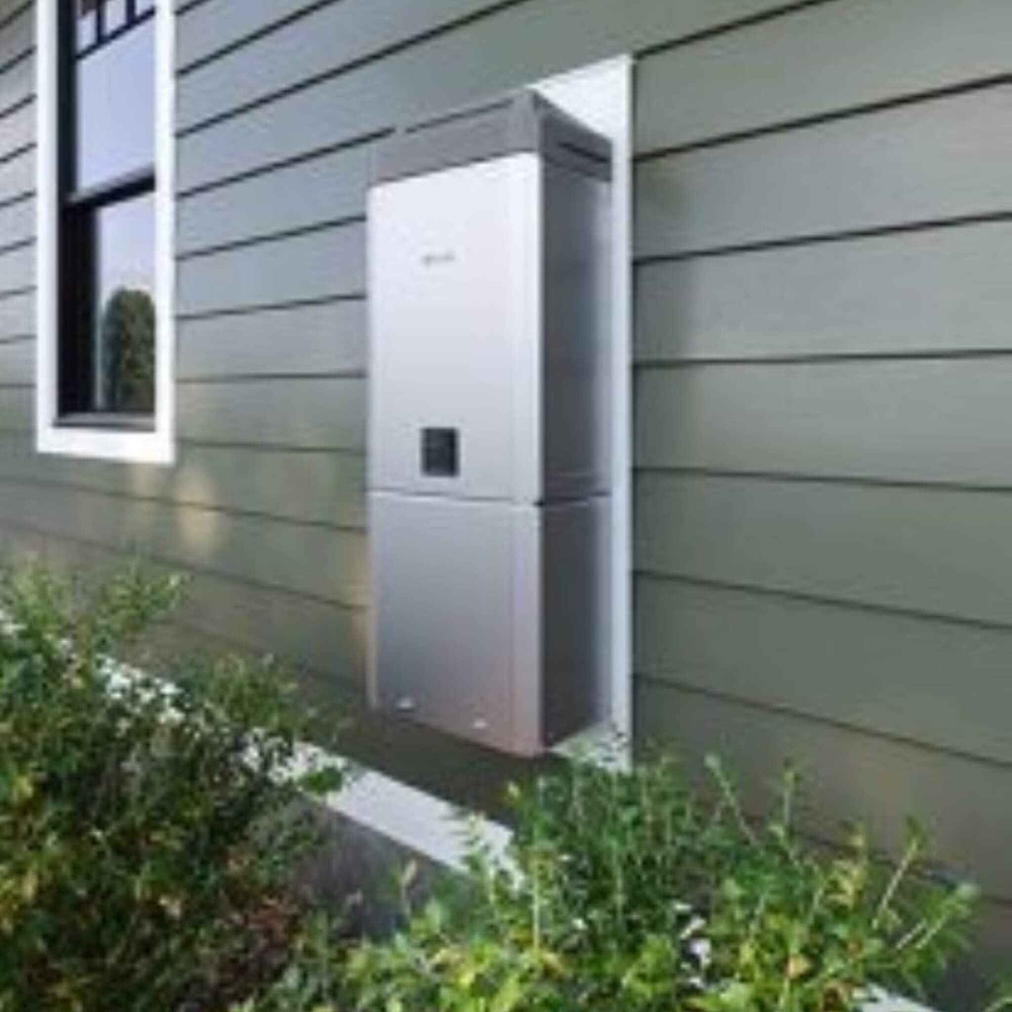 Rinnai Sensei 9 GPM 166K BTU Outdoor Condensing Tankless Water Heater [351-RXP160IN] (SAK63590) - Energize Trek