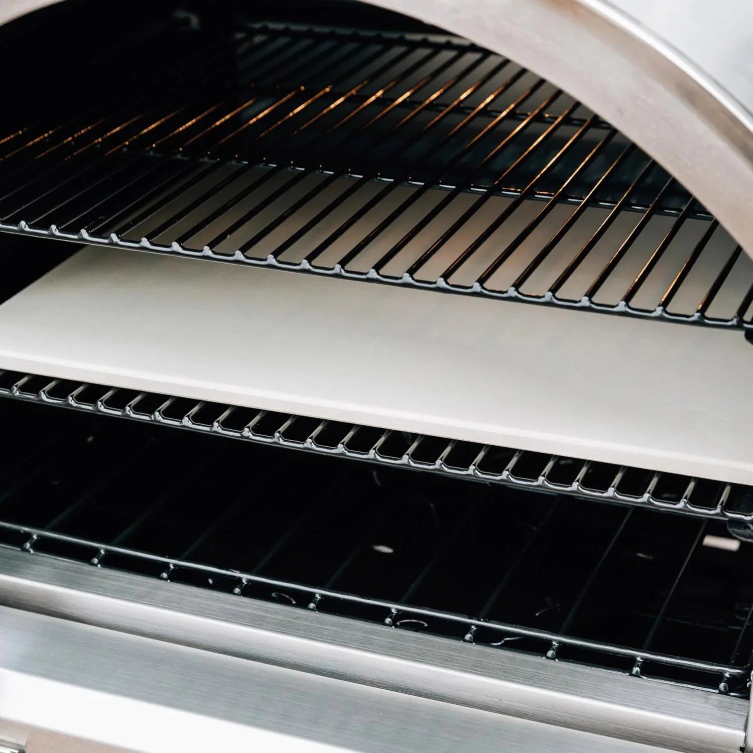 Summerset 60" Outdoor Freestanding Gas Pizza Oven [SS-OVFS-LP/NG] (SAK17543) - Energize Trek